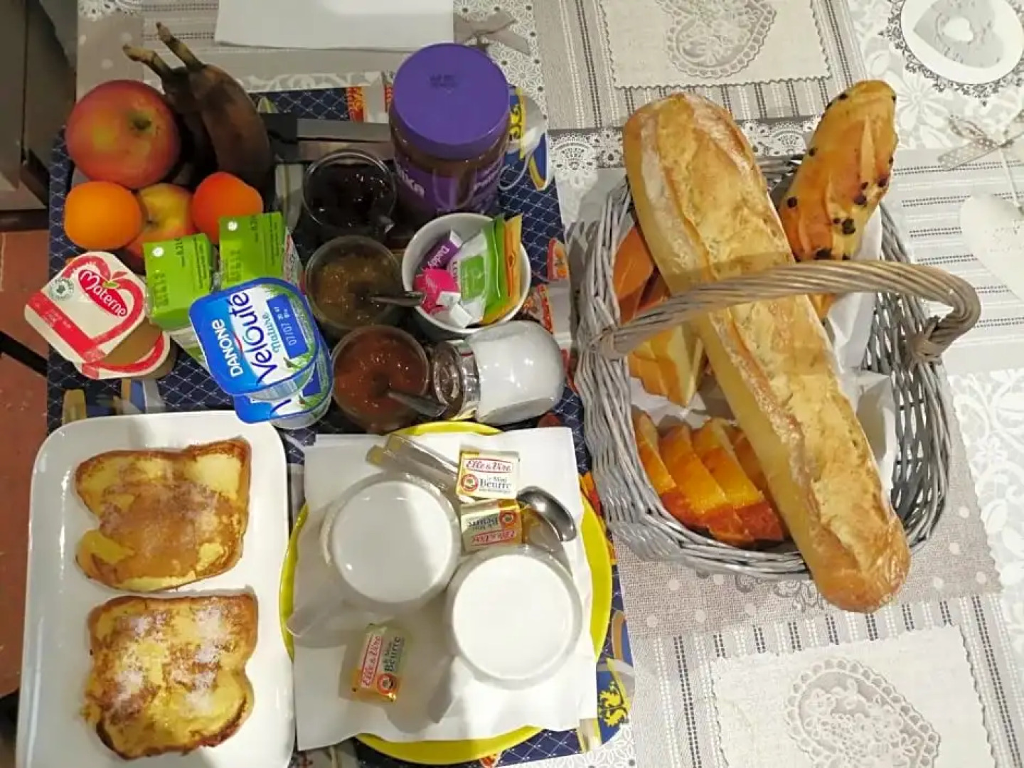 Autour Des Châteaux