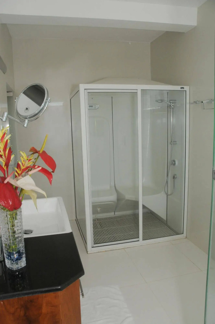 White Villa Resort Aungalla