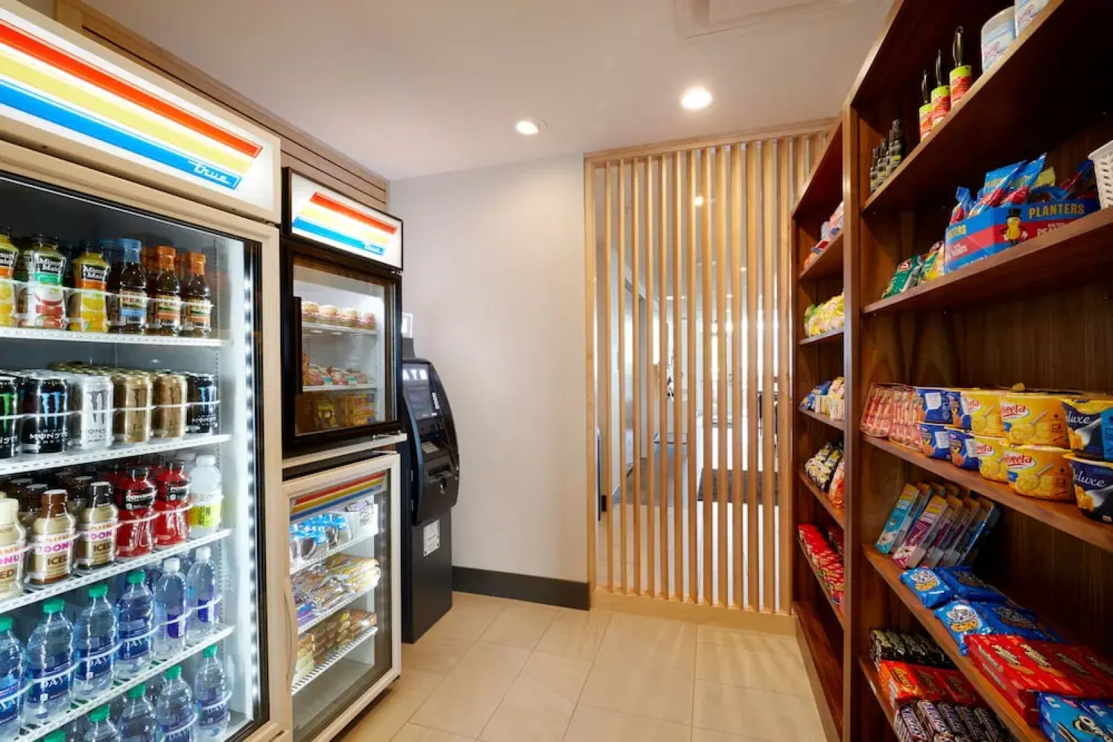 Holiday Inn Express & Suites Cincinnati North - Liberty Way