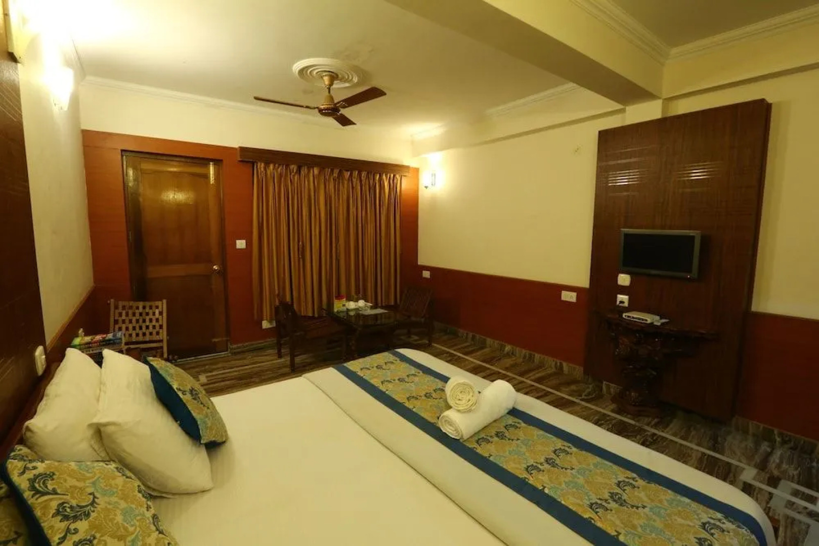 Hotel Samdupling Himalayan Brothers