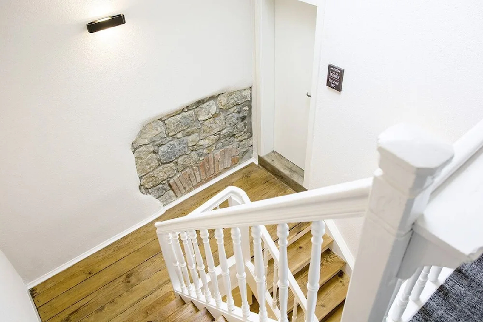 Bahnhof ERZINGEN hotel coffee  & more