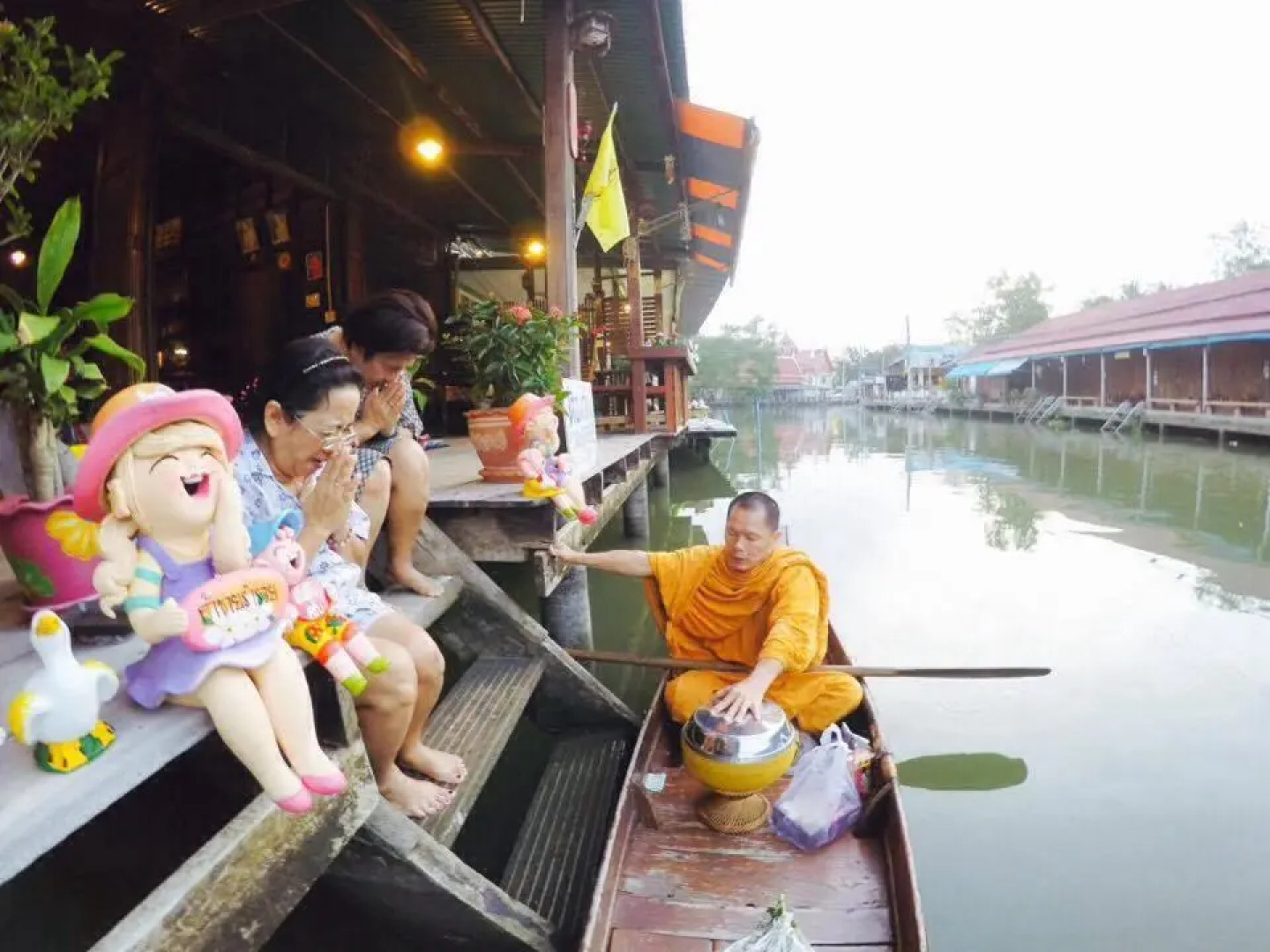 Baanklong Amphawa Homestay