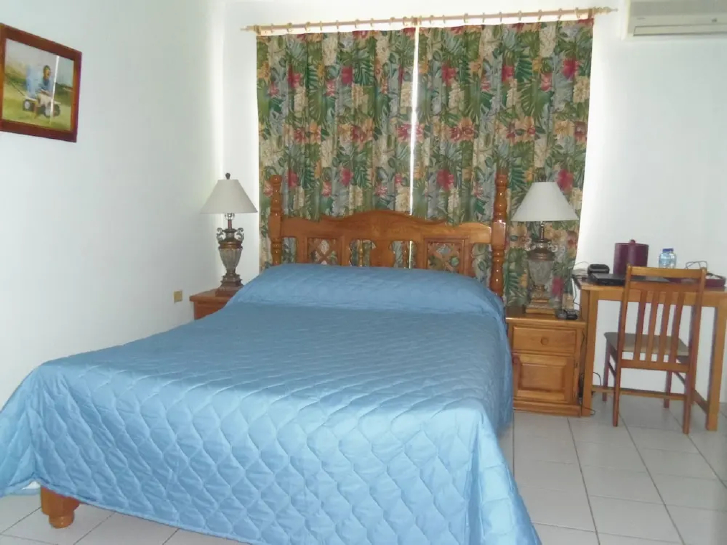 Airport Inn
