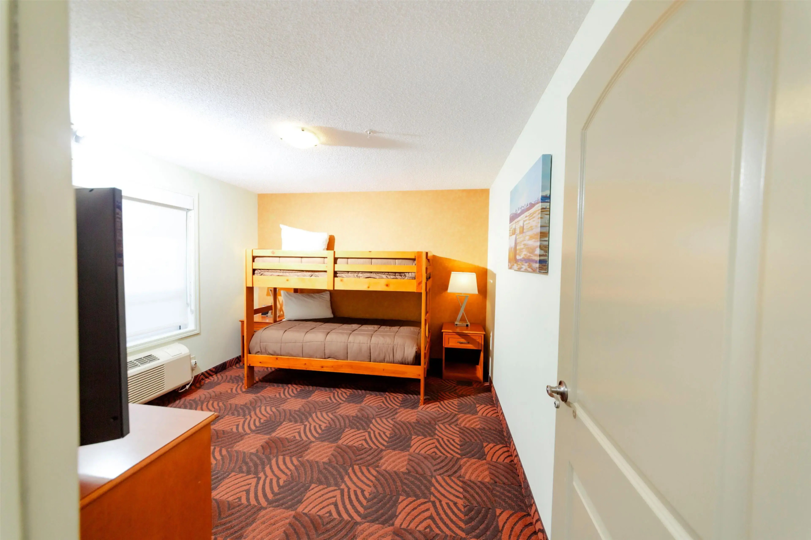 Service Plus Inns and Suites Calgary
