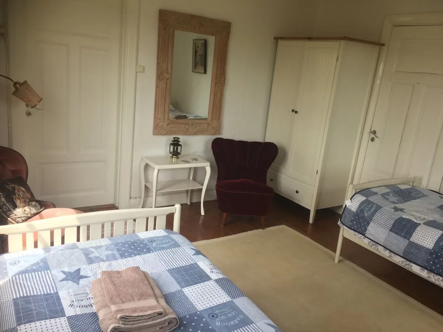 Gården mellan Slotten