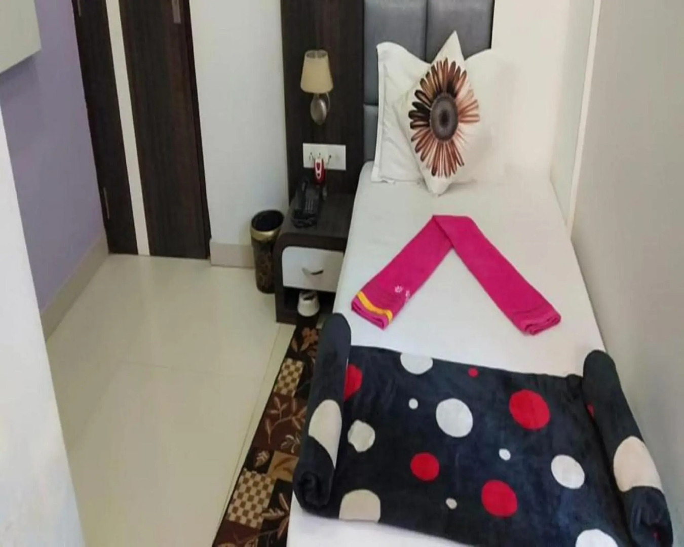 Nu Blue Moon Guest House