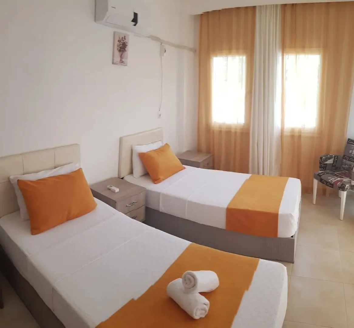 Onoda Hotel & Suites