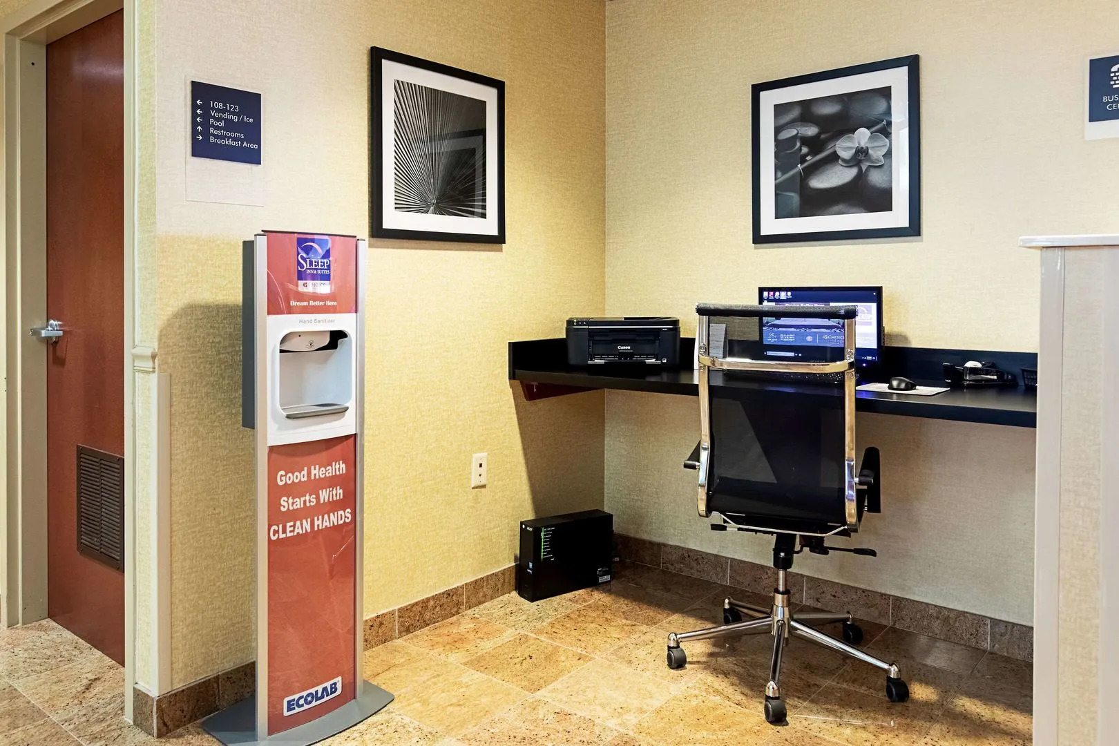 Sleep Inn & Suites Dyersburg I-155