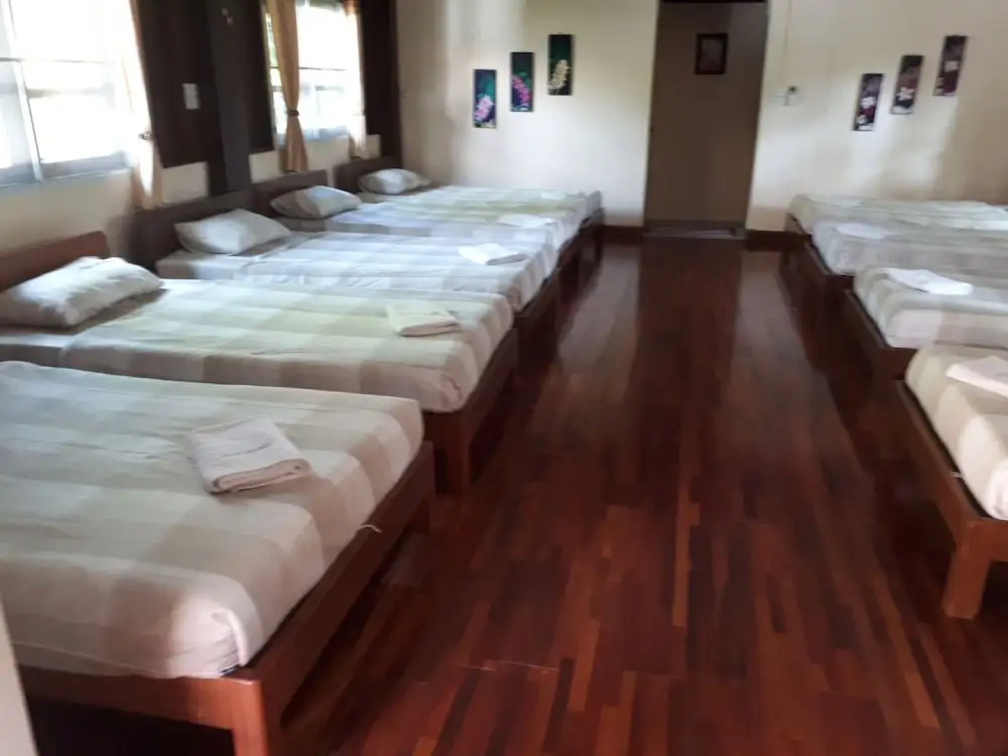 Baan Suansabaijai Resort