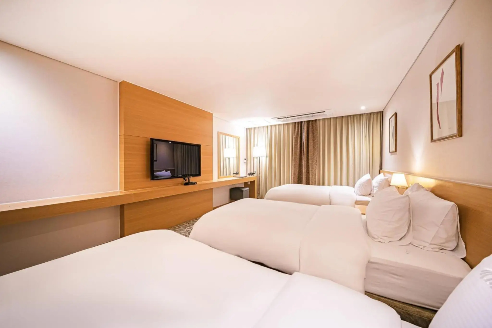Hotel Biz Inn