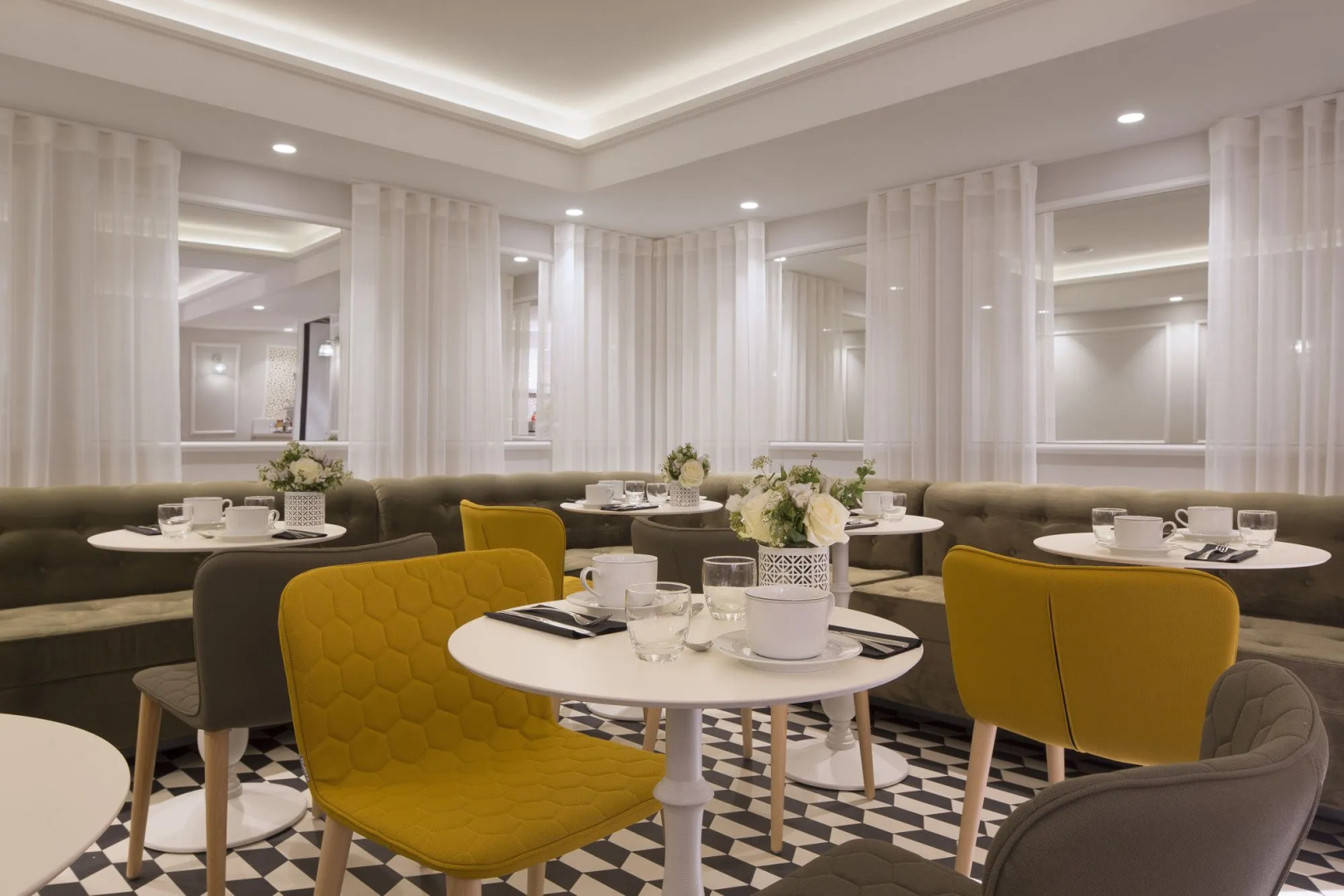 Hôtel Pastel Paris