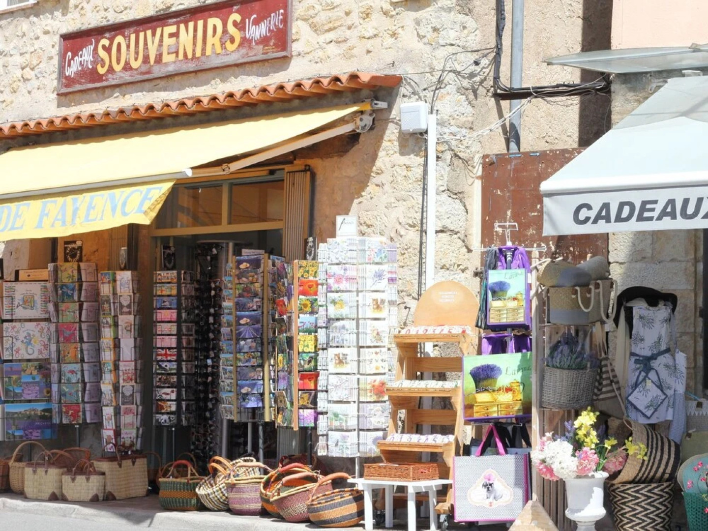 Gorgeous Holiday Home in Bagnols-en-forêt With Private Pool