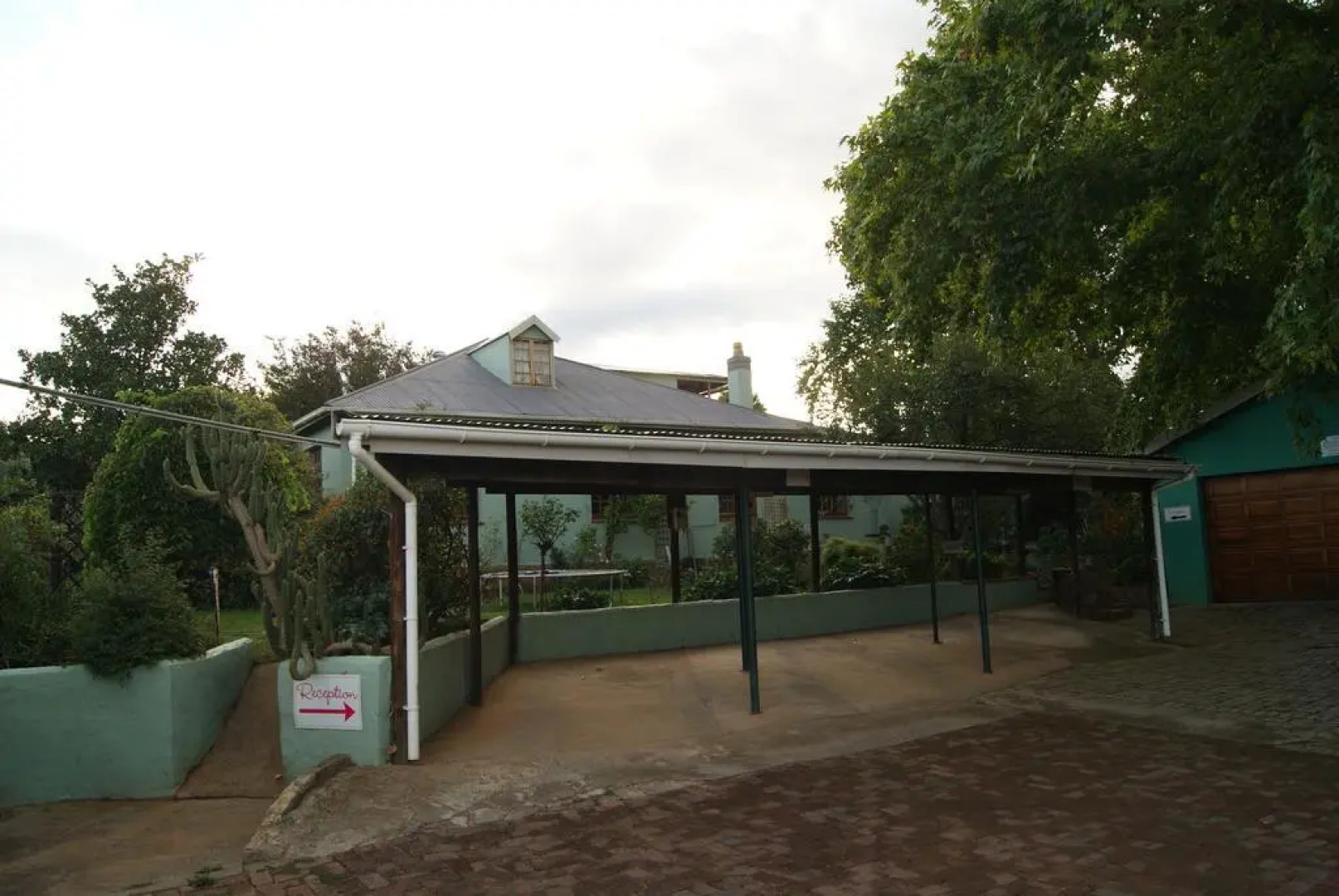 The Planes Guest House