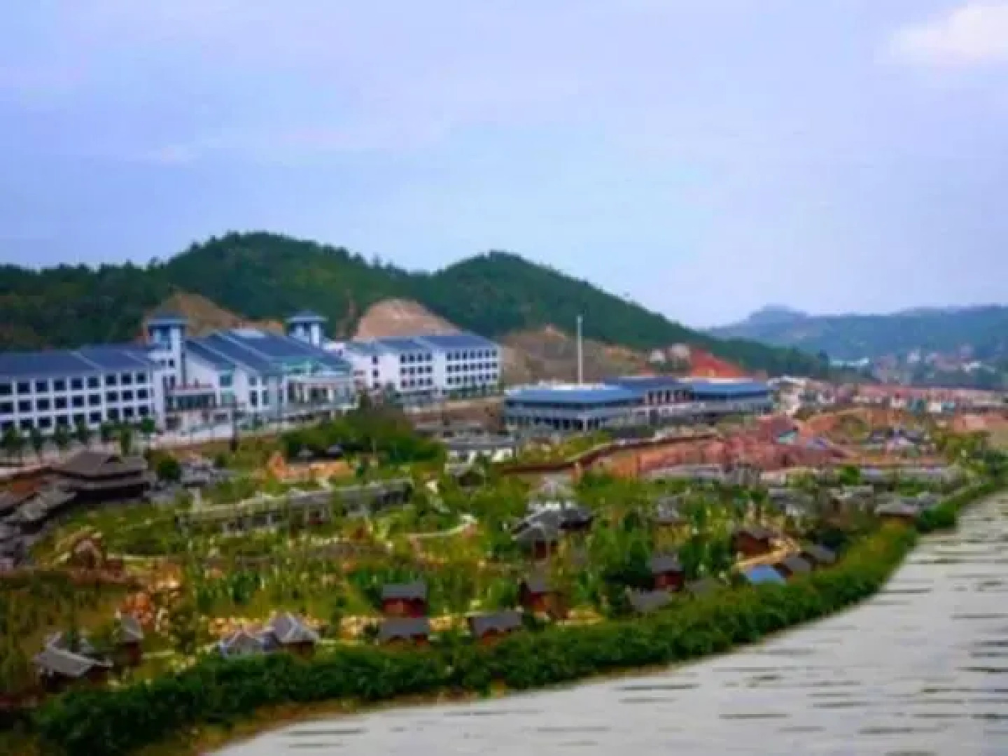 Longyan Liancheng Tianyi Hotsprings Resort
