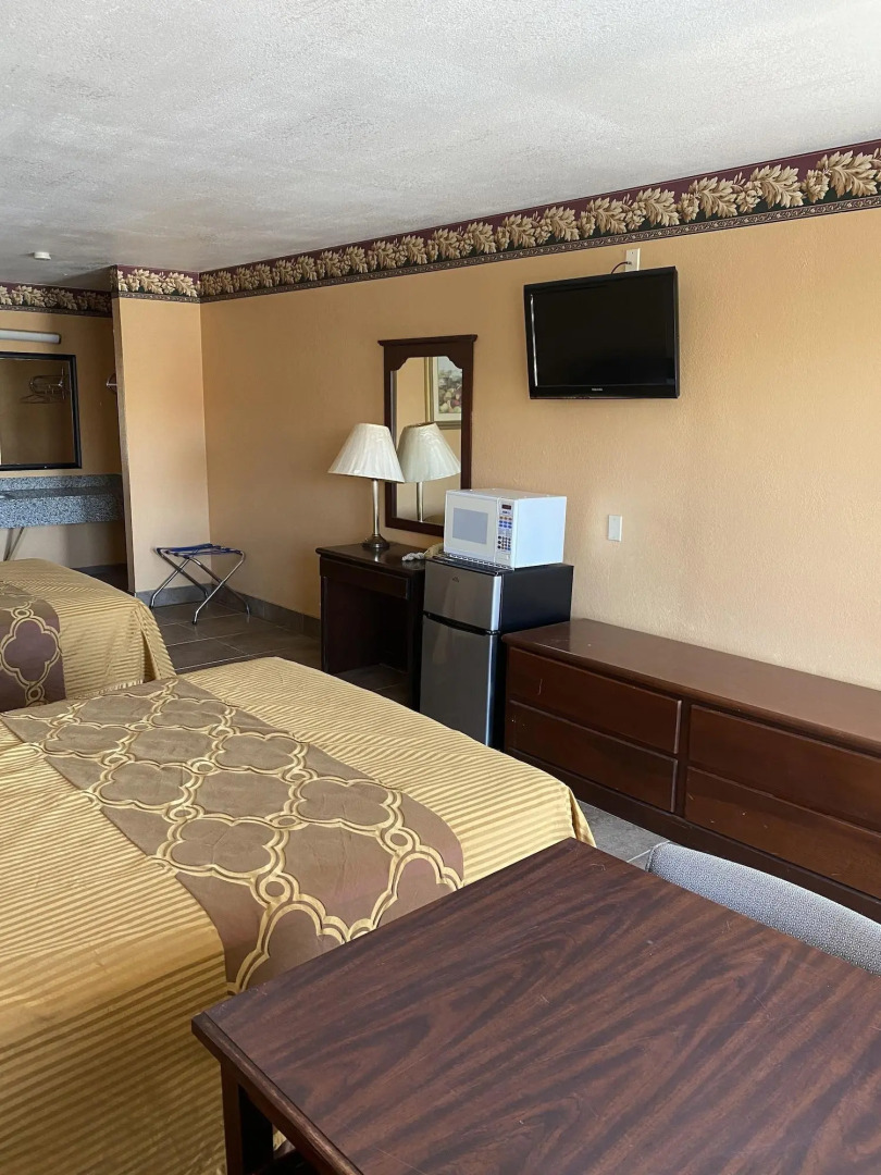 Executive Inn and Suites