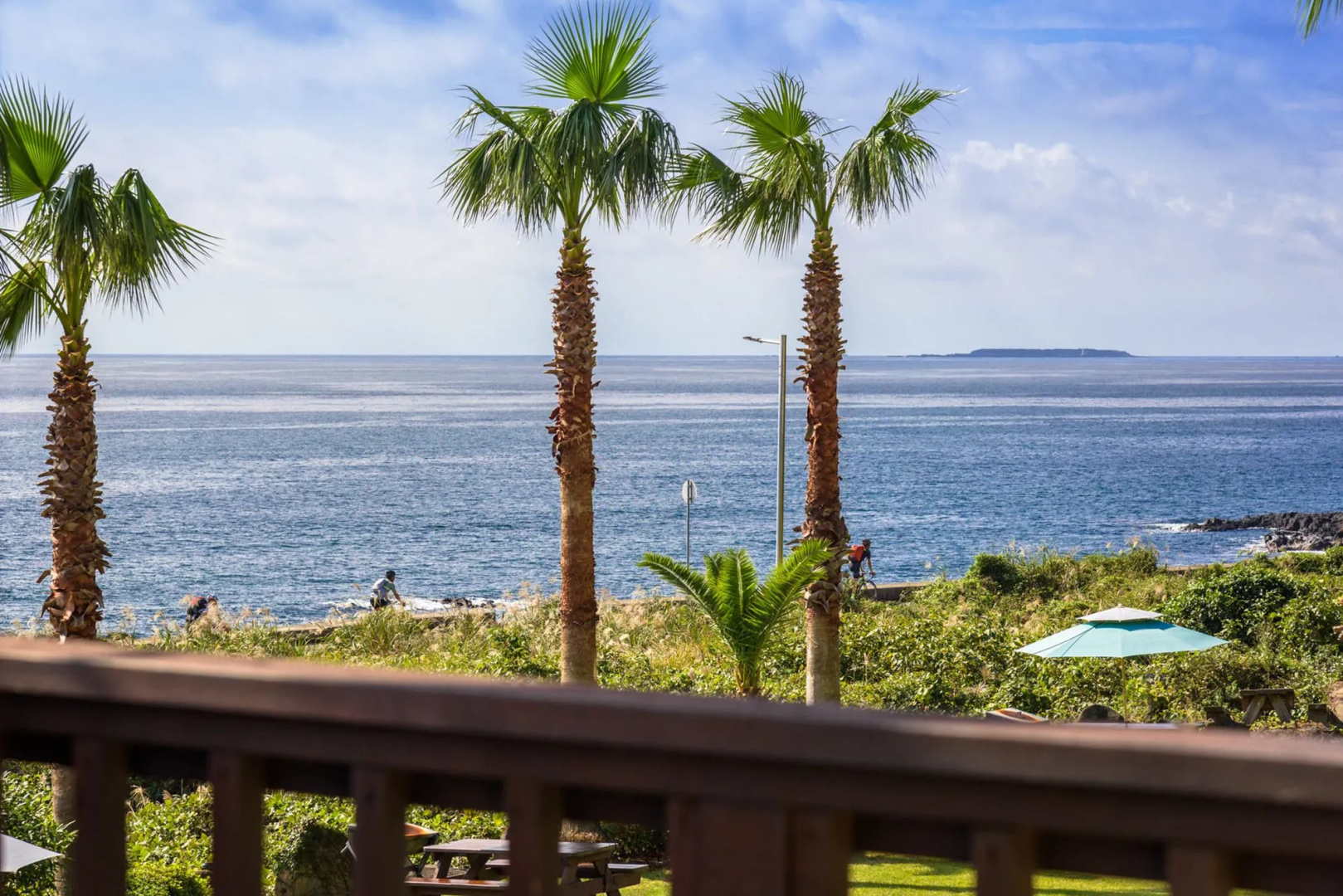 Longbeach Pension