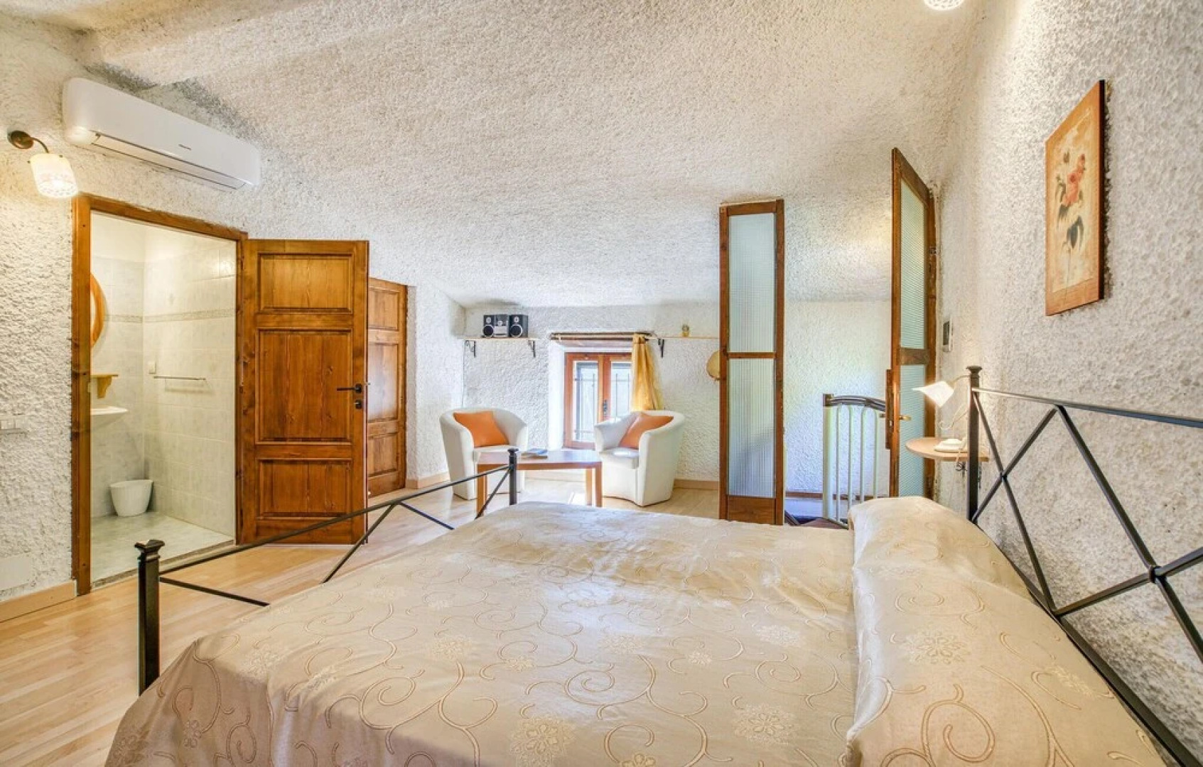 Amazing Apartment in Radicondoli With 3 Bedrooms, Wifi and Outdoor Swimming Pool