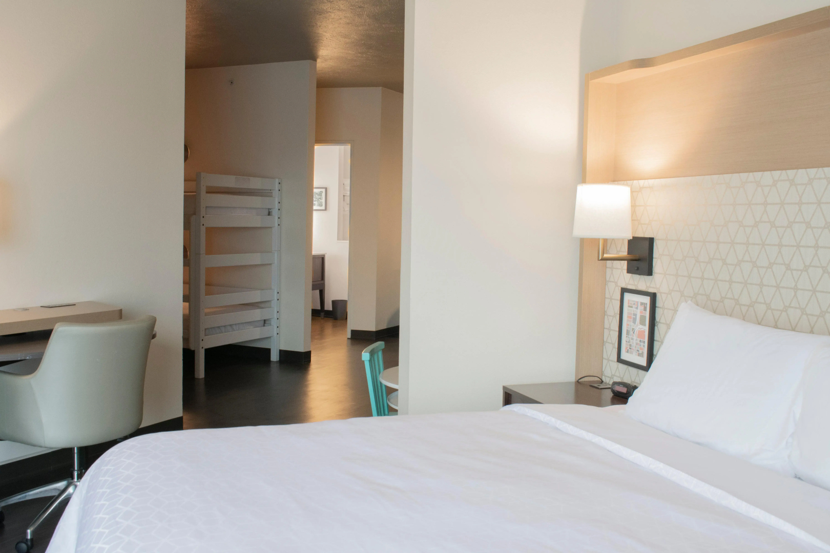 Holiday Inn Omaha Downtown - Waterpark by IHG