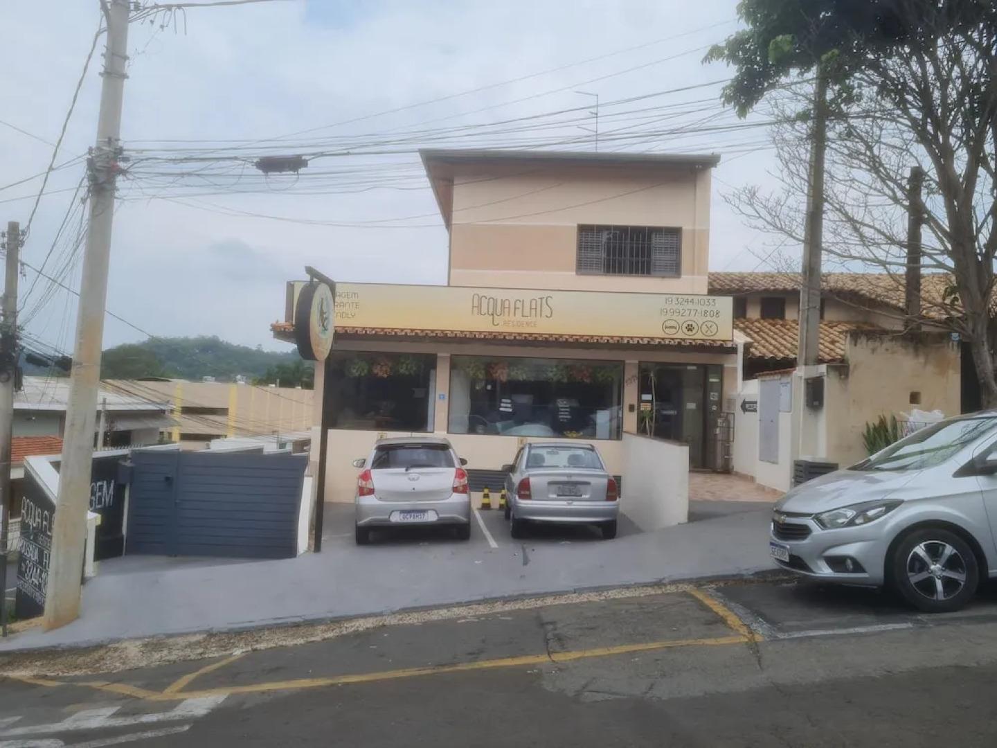 Acqua Flats Residence