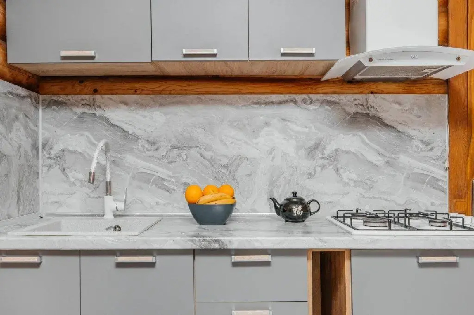 House Izbushka (Zhiloj dom)