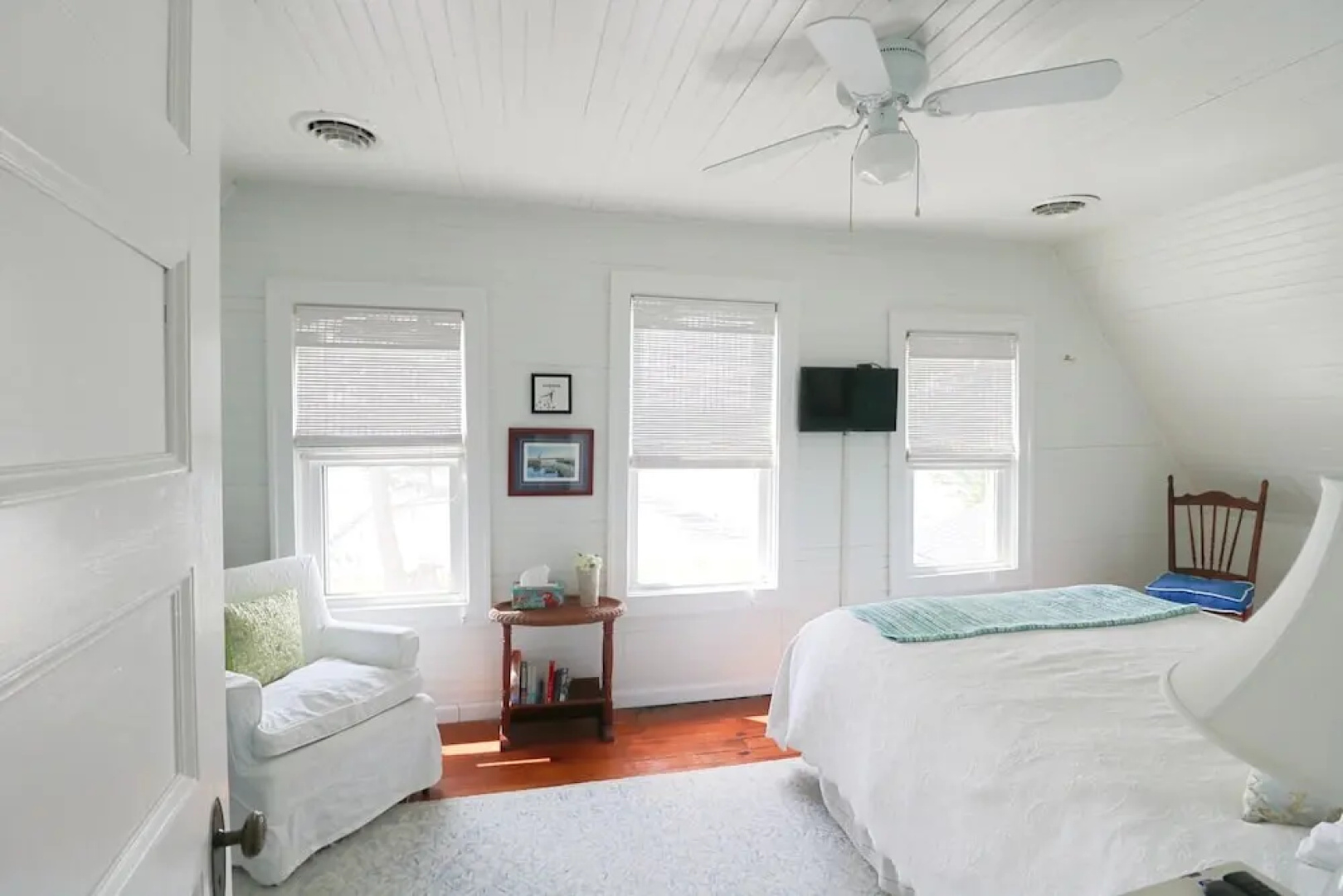 3723 Pleasant Ave. 3 Bedroom Home by RedAwning