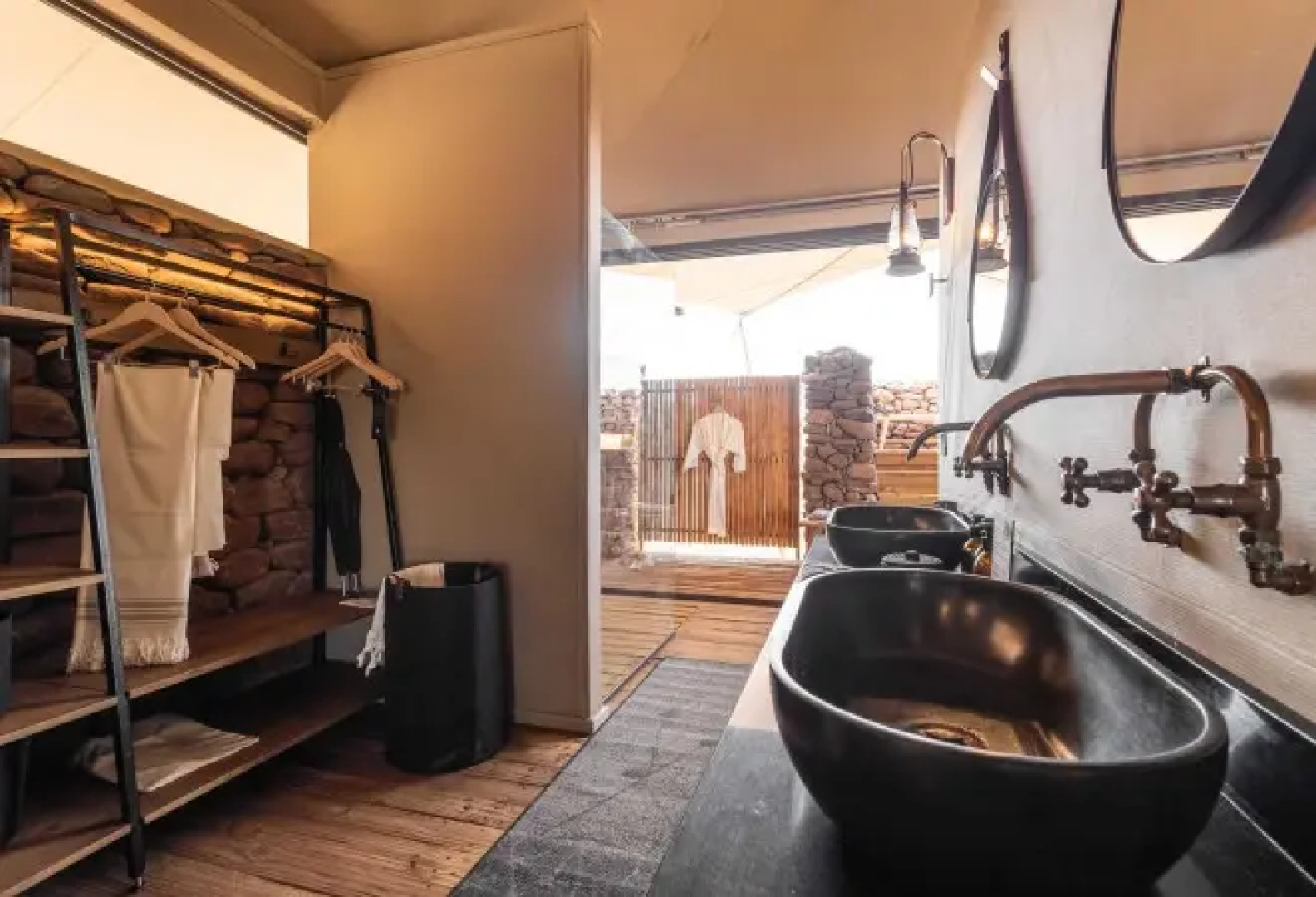 Wilderness Desert Rhino Camp