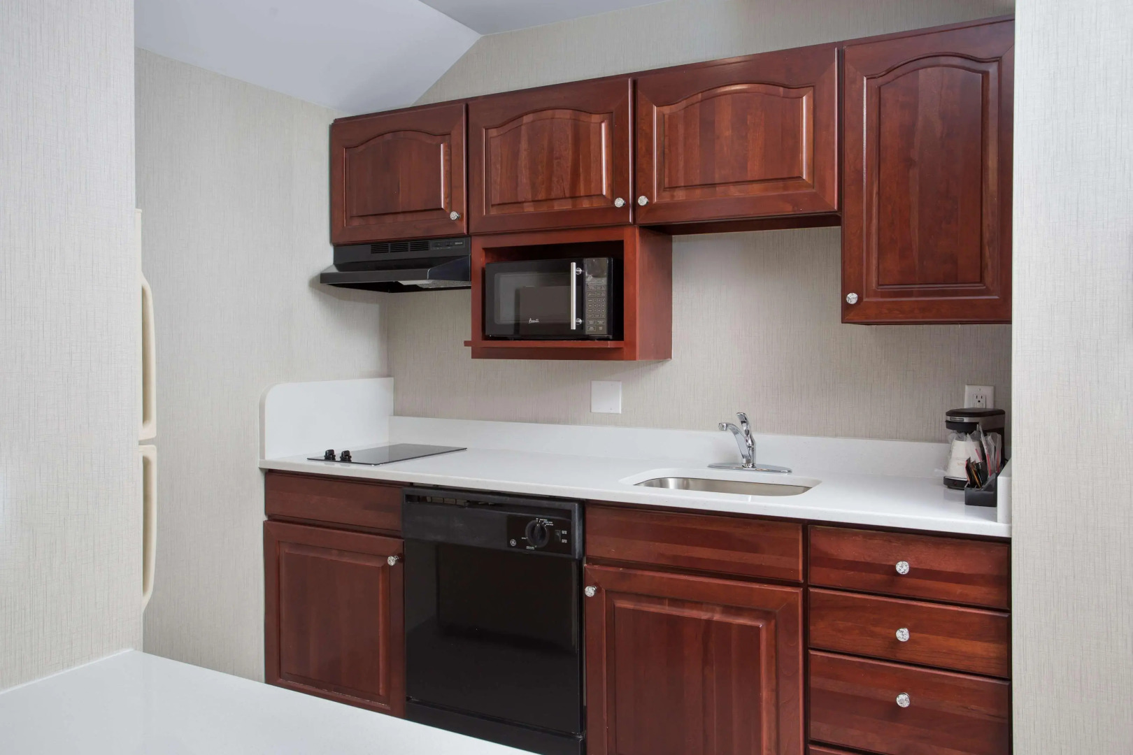 Best Western Plus Portsmouth Hotel & Suites