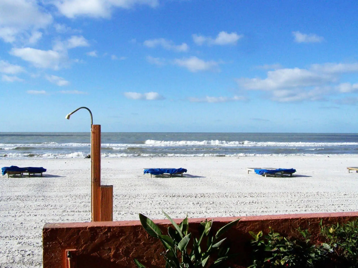 Las Brisas Condominiums