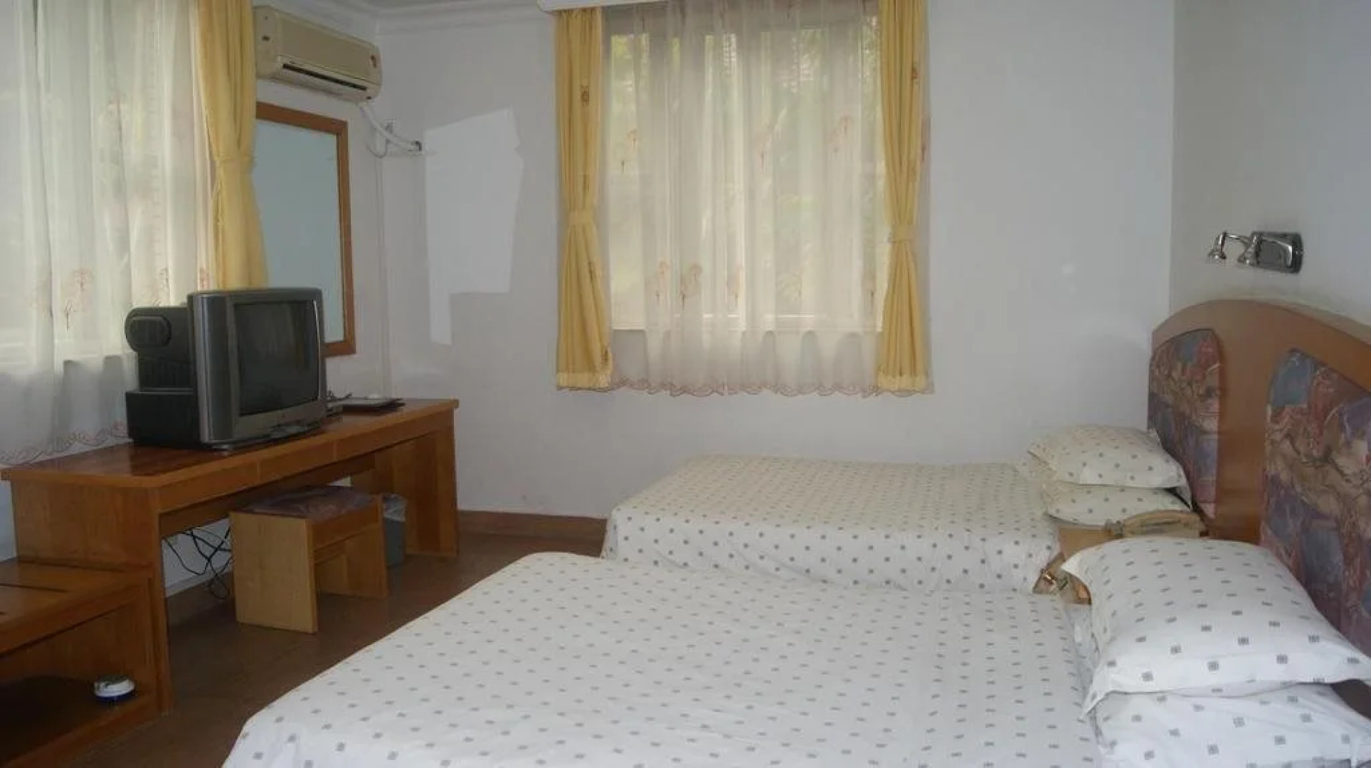 Baiyun Airport Hot Spring Resort