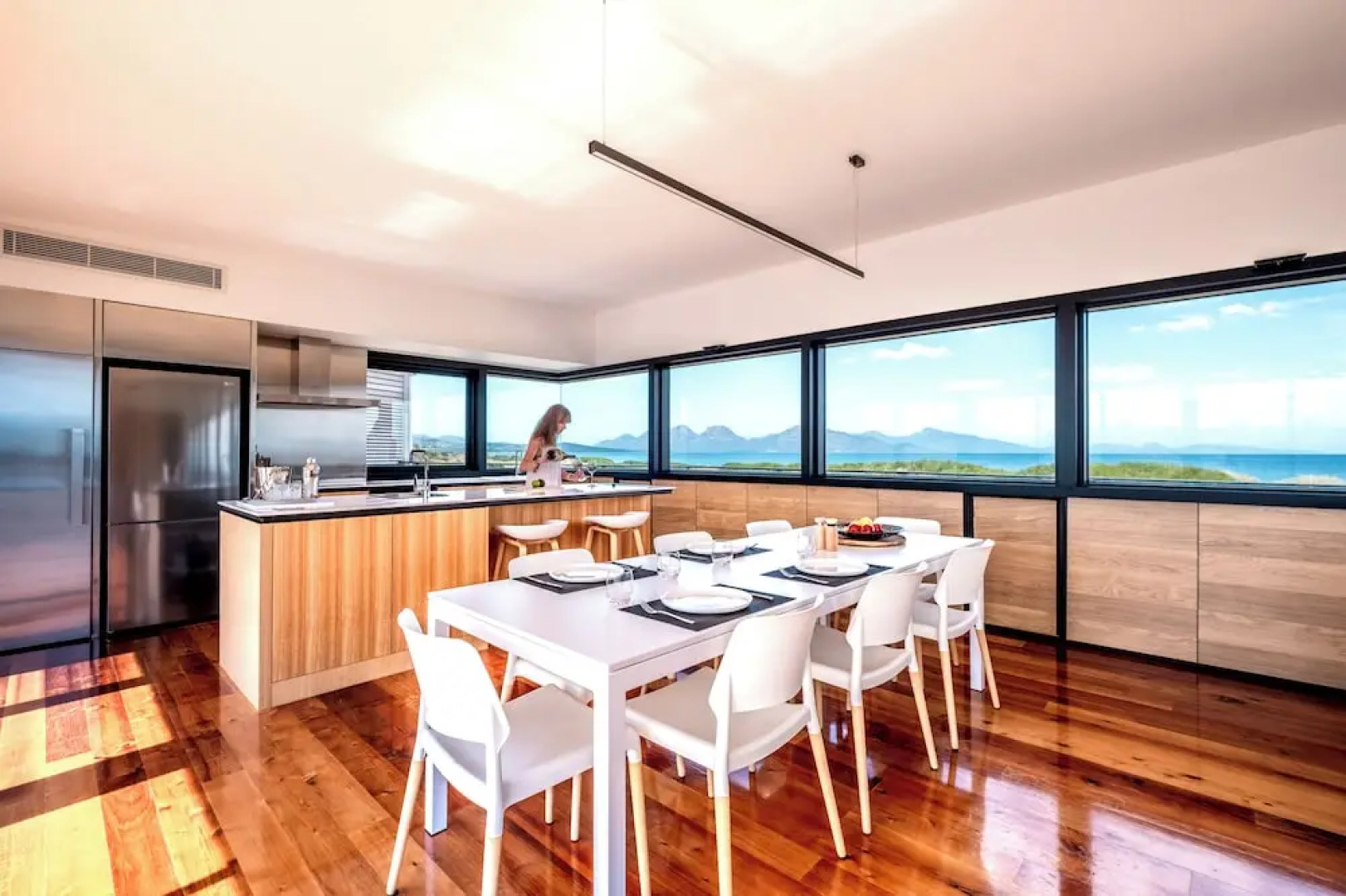 Elements - Freycinet Holiday Houses