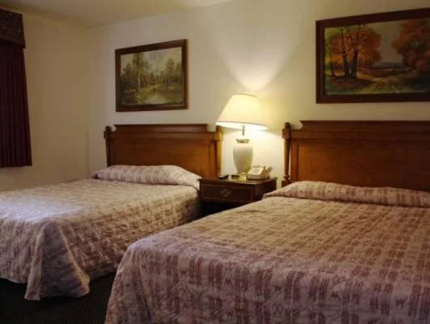 Cambridge Inn Motor Lodge