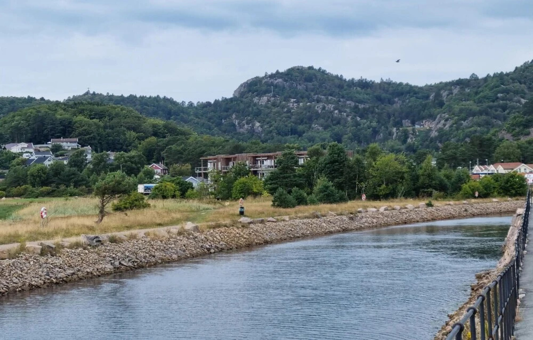 Amazing Home in Spangereid With Wifi and 5 Bedrooms