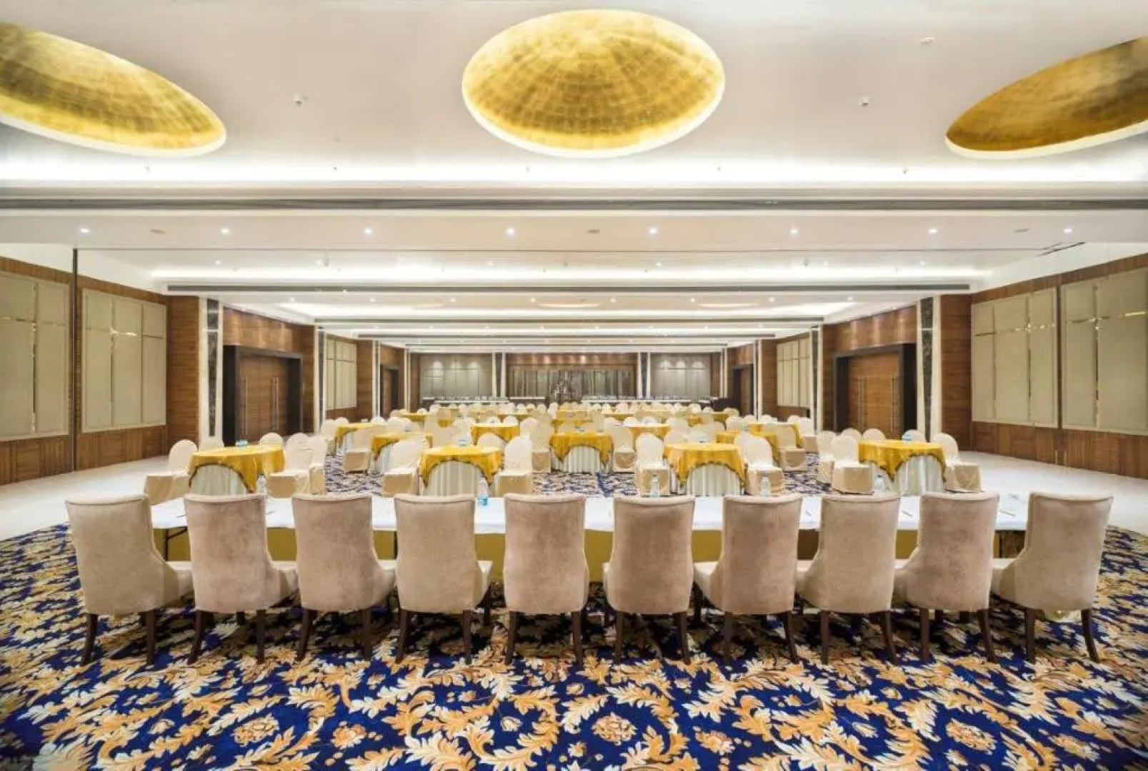 NIRVANA Luxury Hotel l Ludhiana