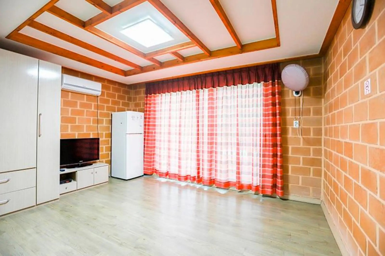 Goesan Geumneung Hwangto Pension