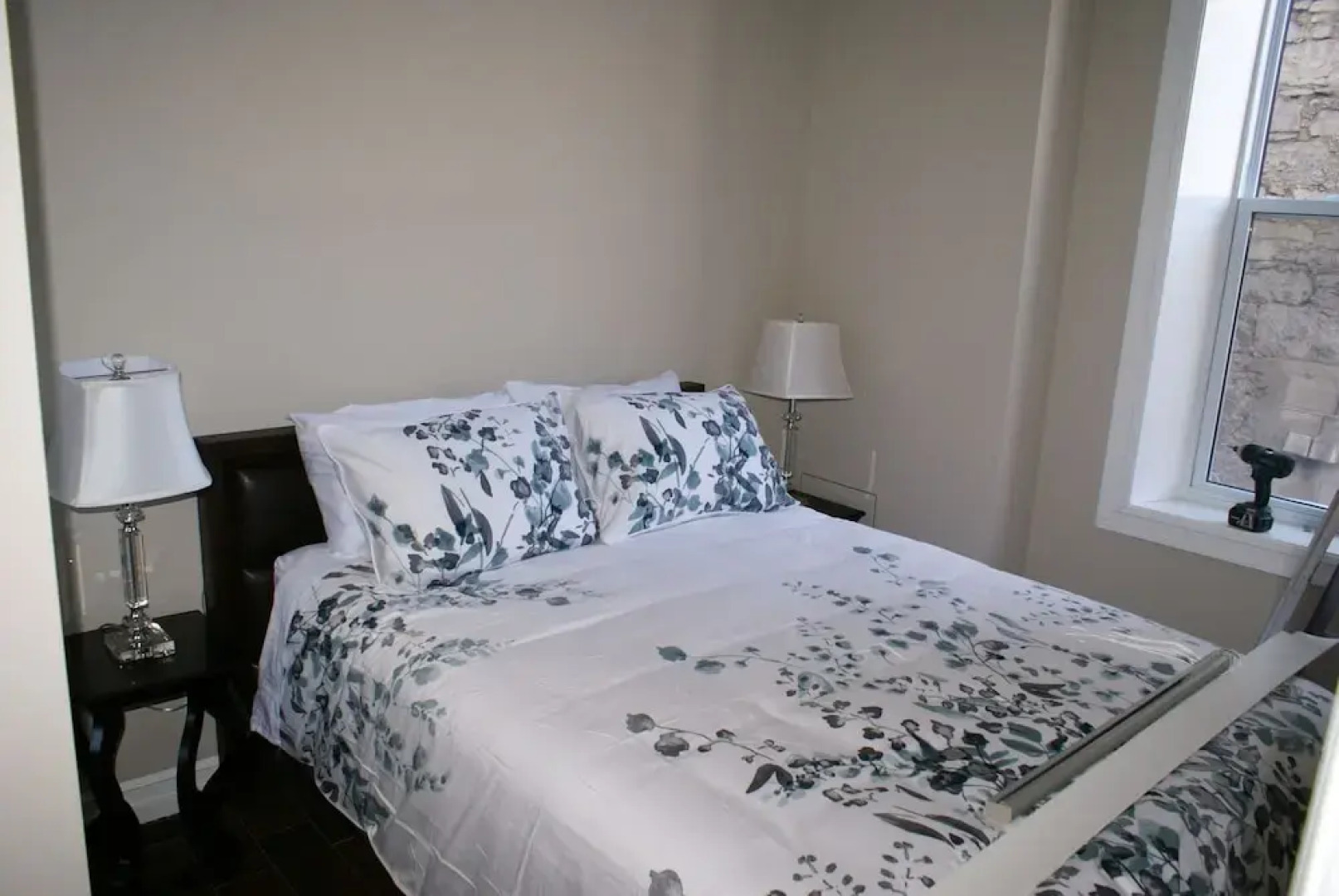 Western Hotel & Executive Suites