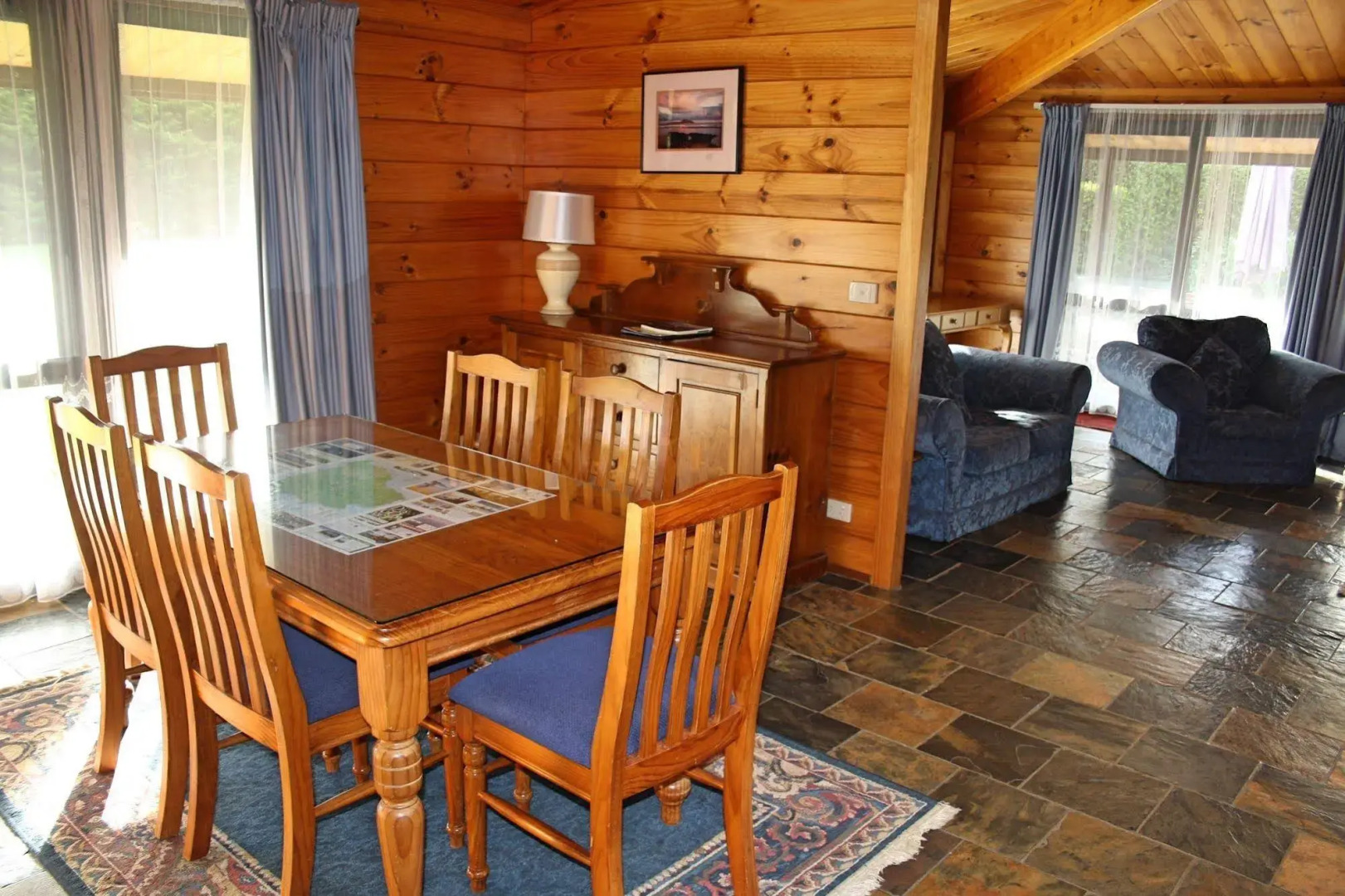 Dii Elduu House & Cottage