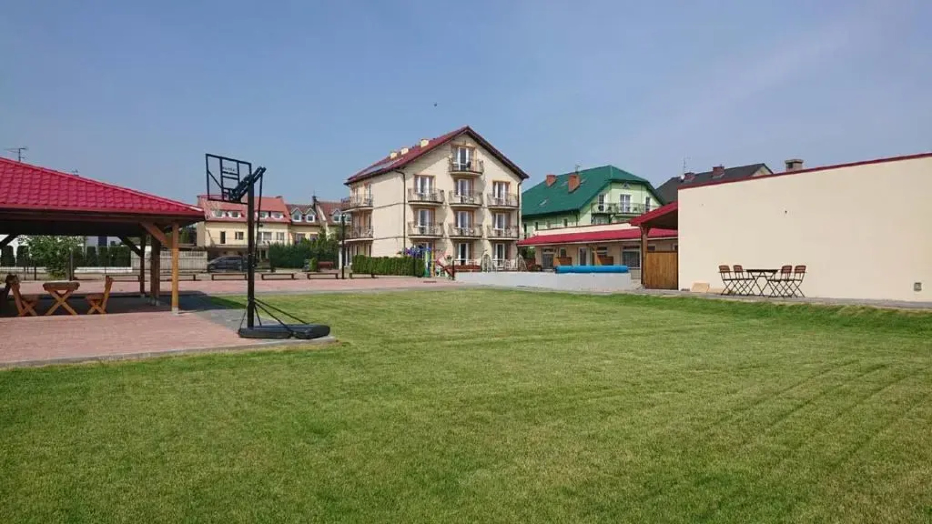 Pokoje i Domki "Zaciszny" - Mielno