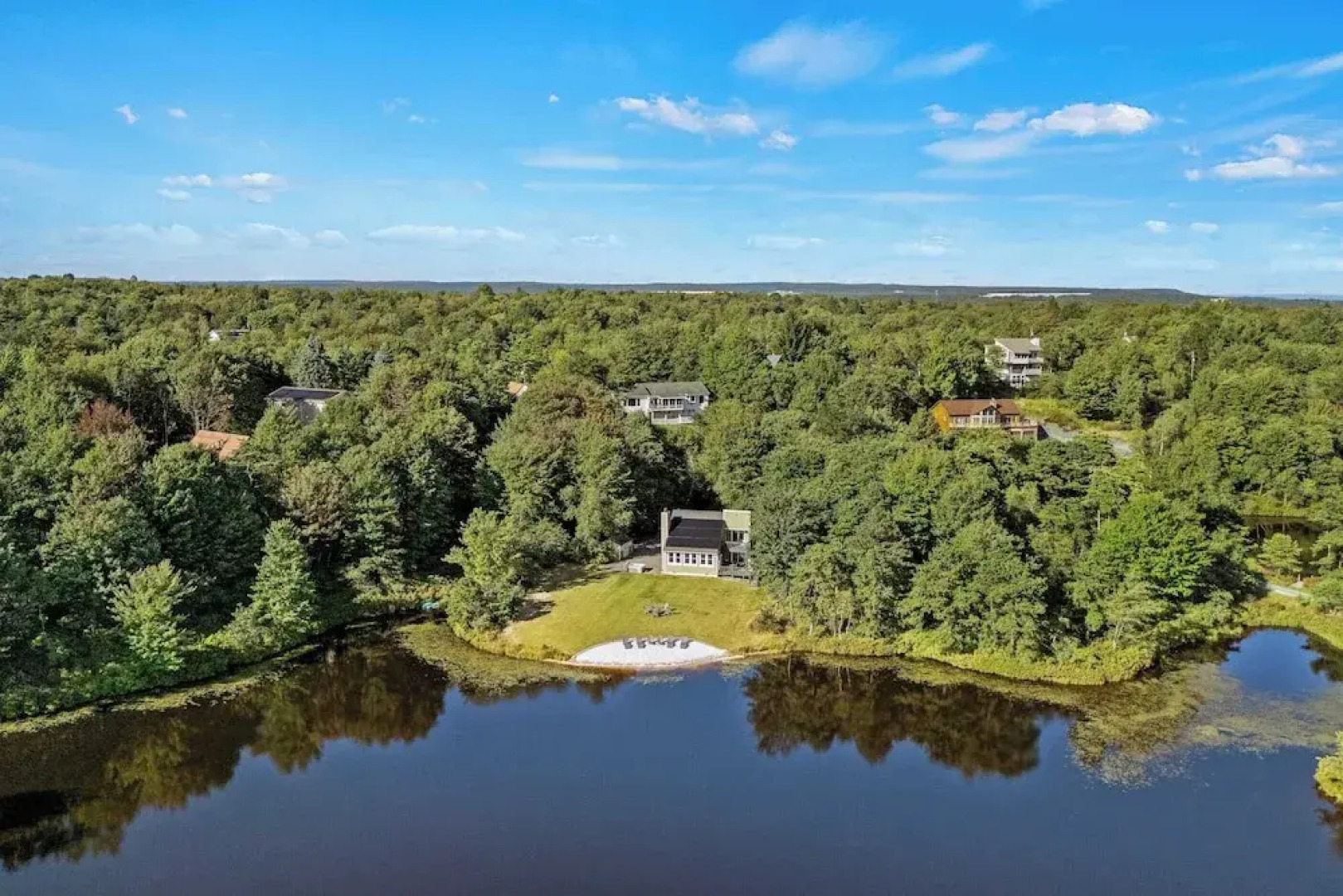 Strawberry Shores by Avantstay Lakefront Private Beach