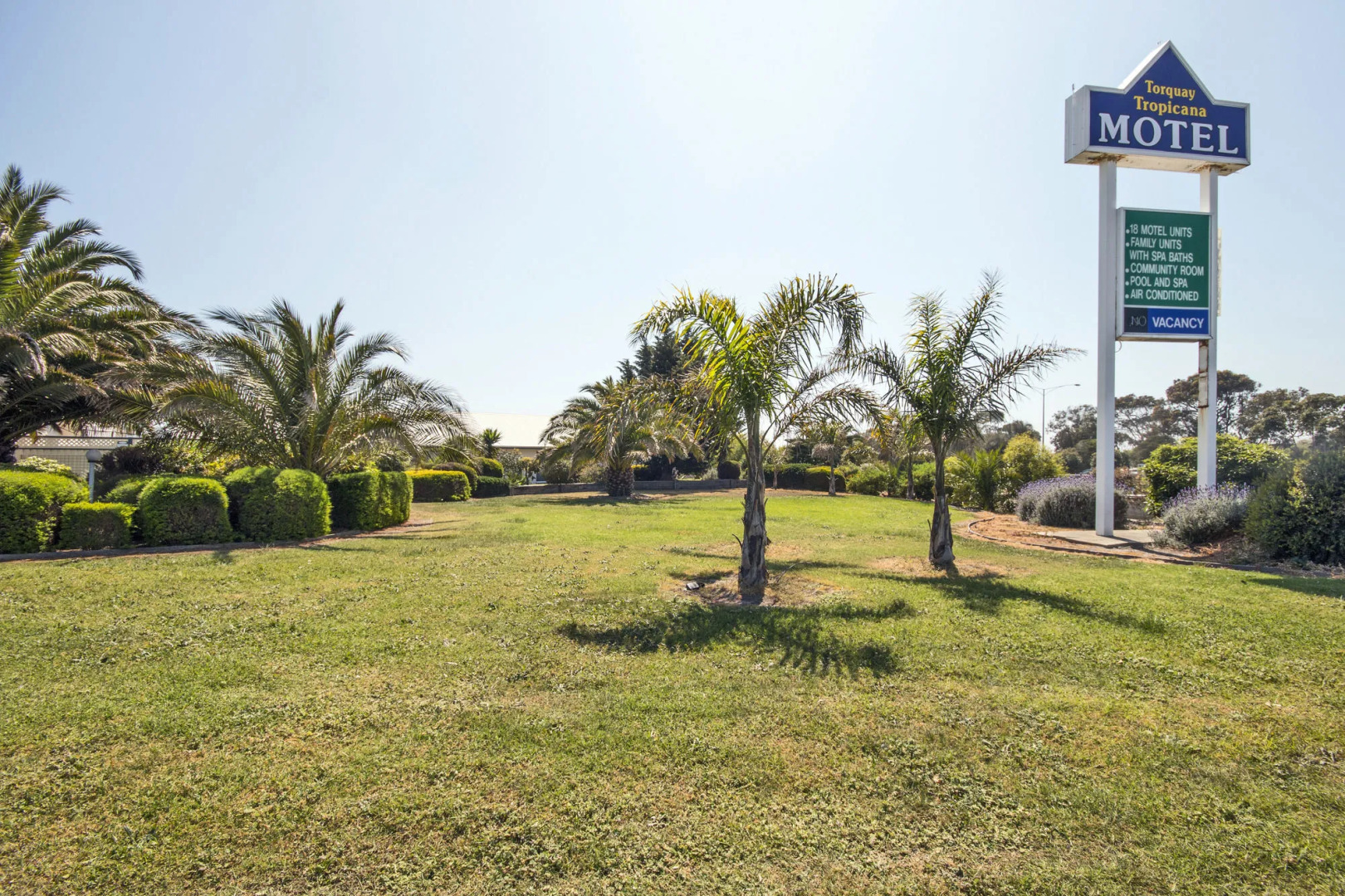 Torquay Tropicana Motel