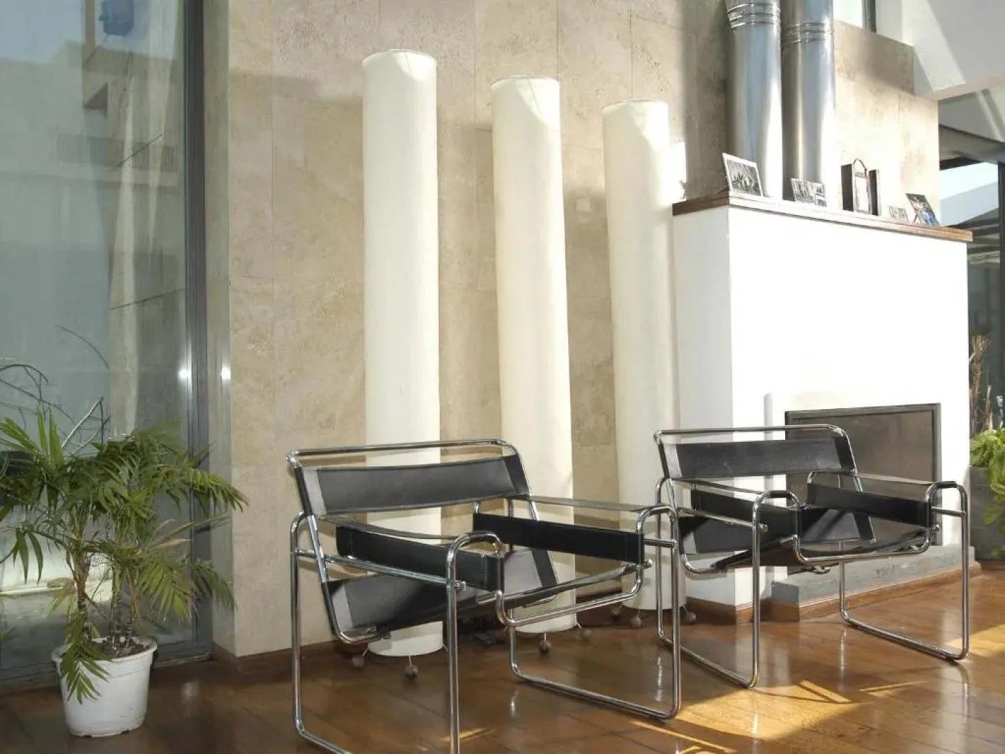 Camberland Resort & Suites Pilar