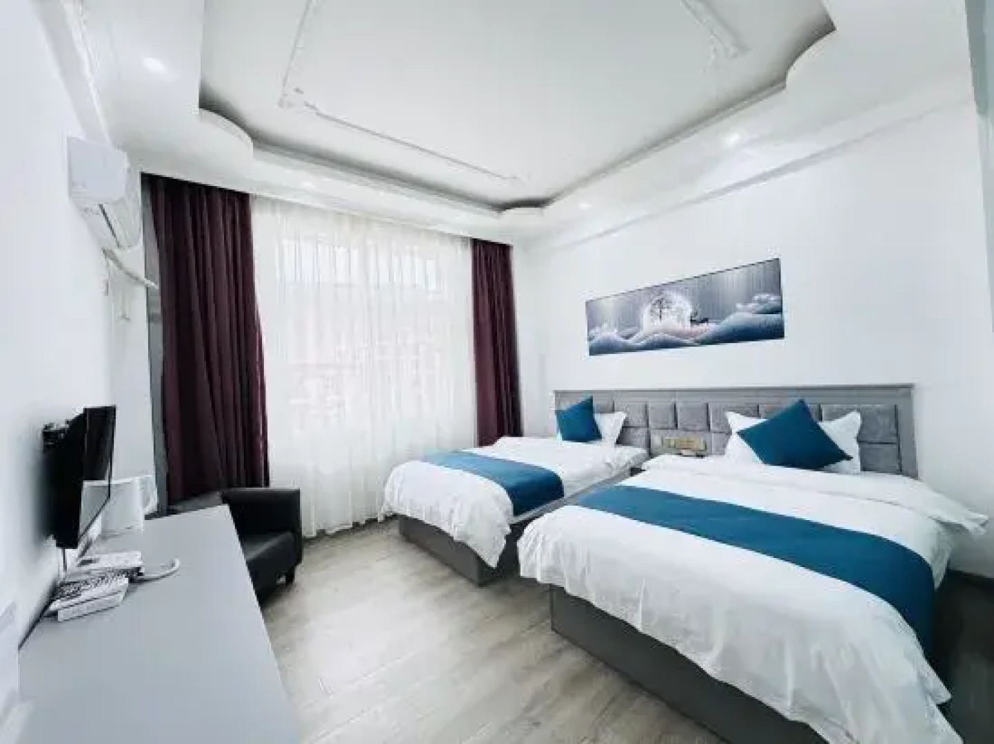 Nanolan Hotel, Batang