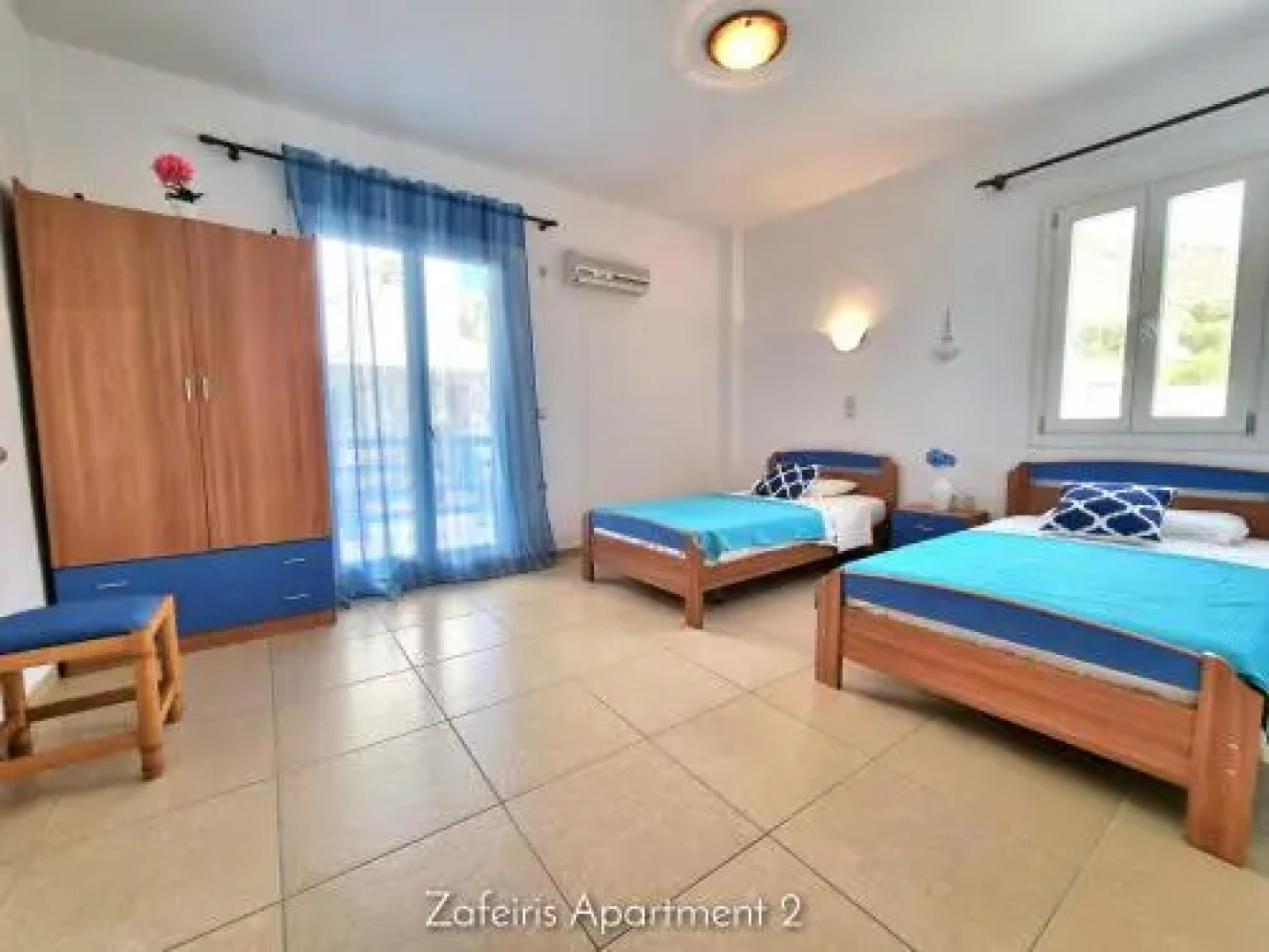 Zafeiris Apartments