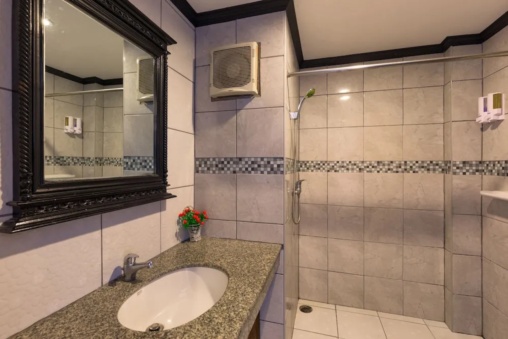 SOHO Rooms Patong