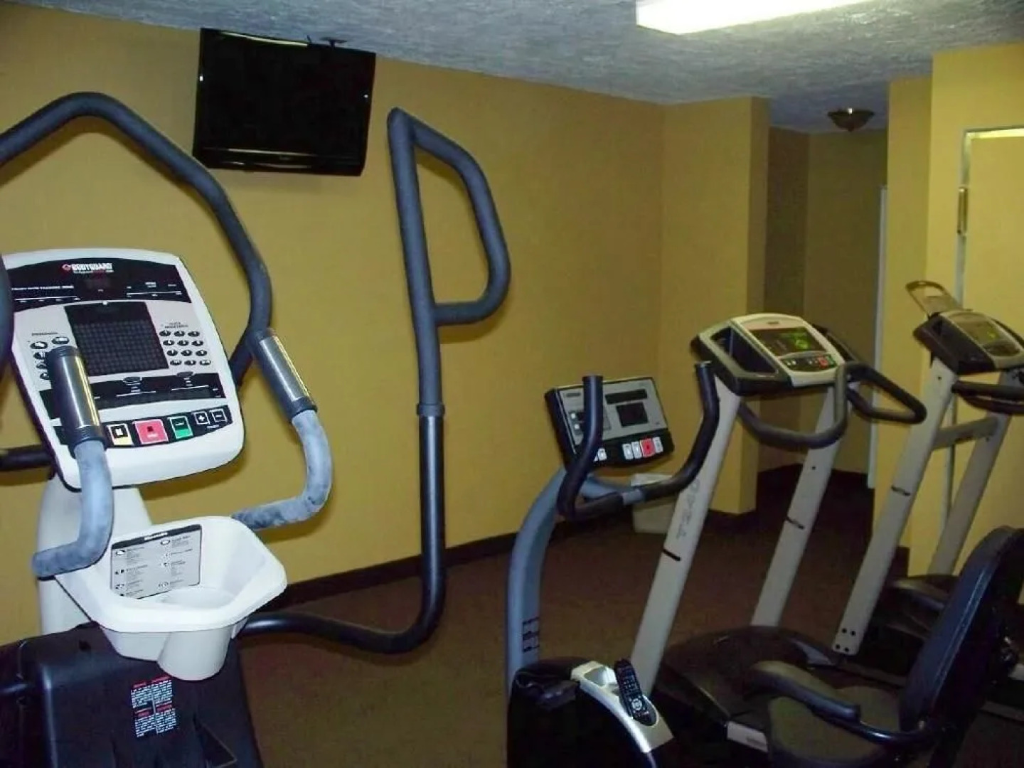 Festival Courtyard Inn