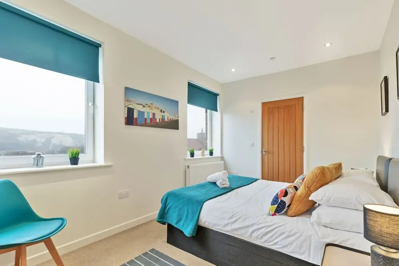 Chalk Cliff panoramic view apartment