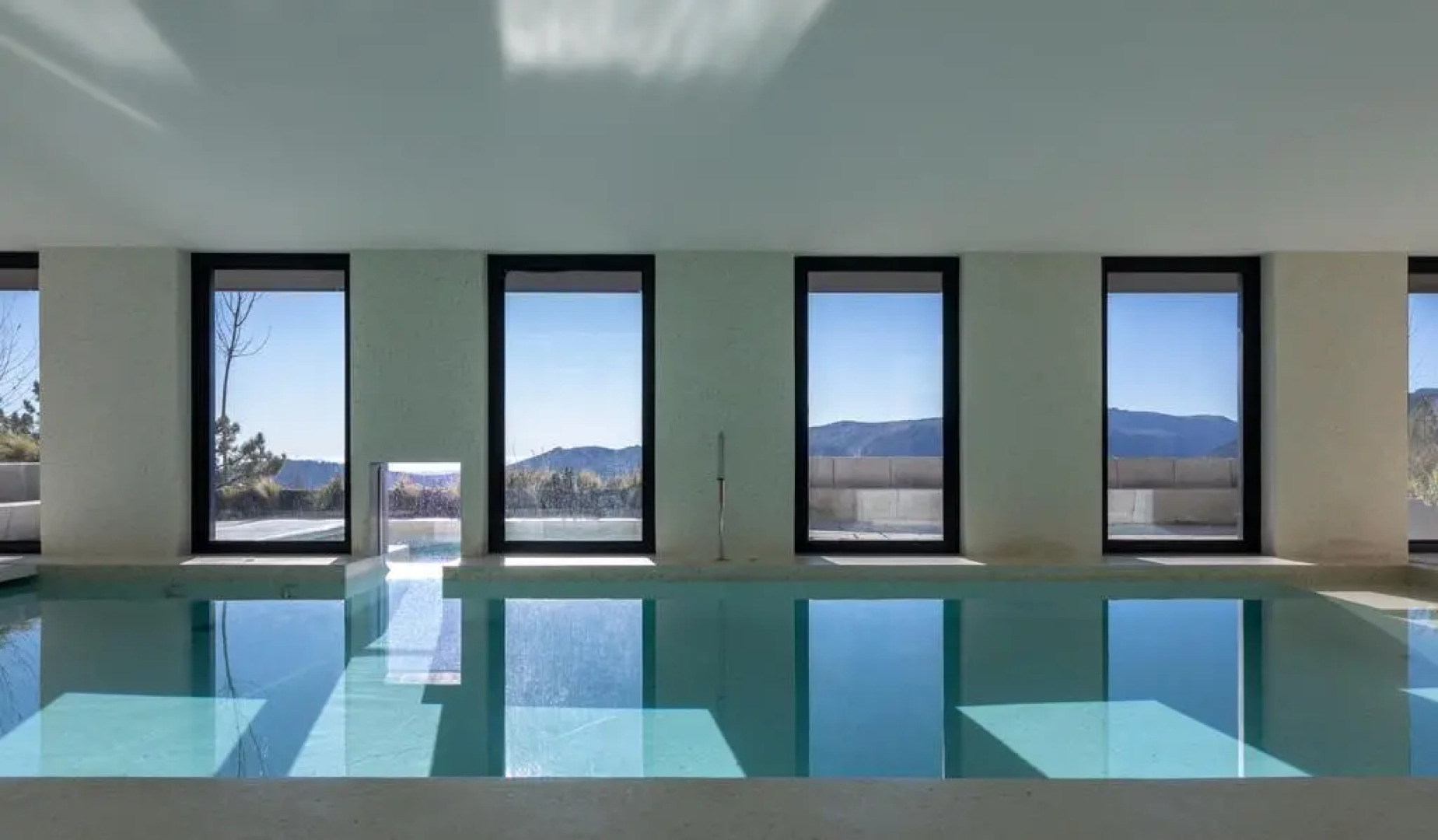 Casa de São Lourenço - Burel Panorama Hotel - Member of Design Hotels