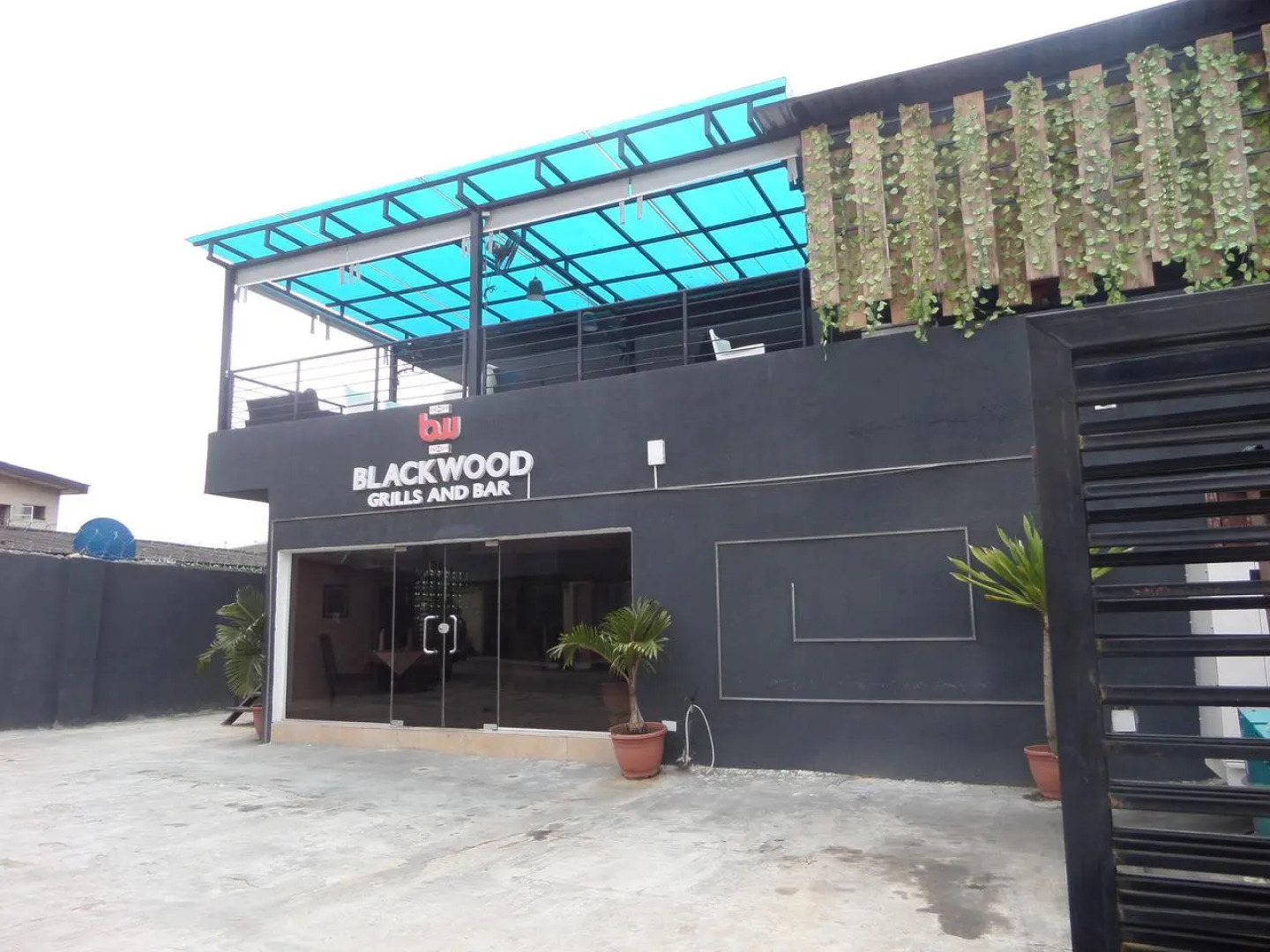 Blackwood Hotel