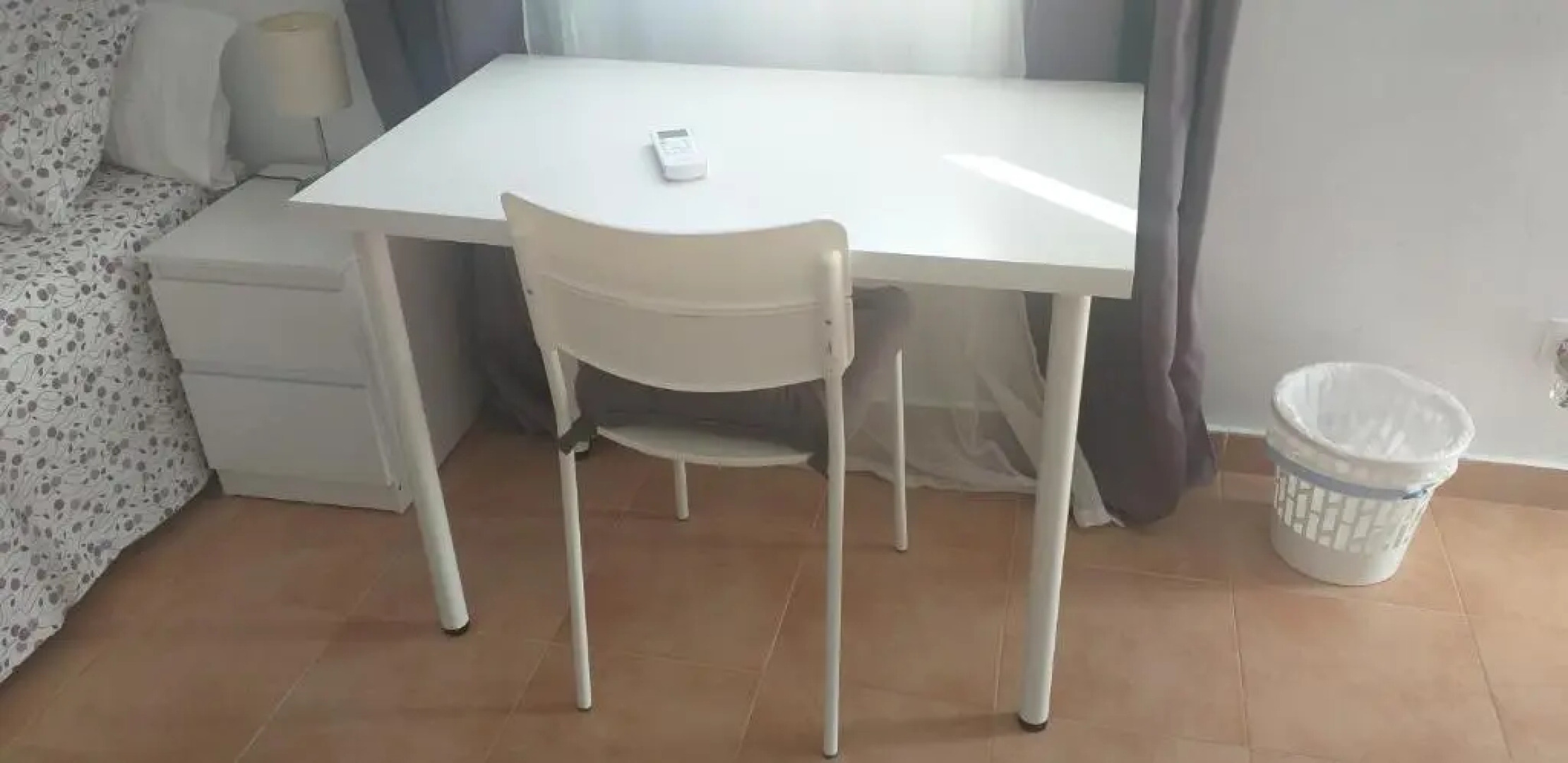 C&BLOLA - Habitacion independiente con baño privado y aire acondicionado - Minimo 3 dias