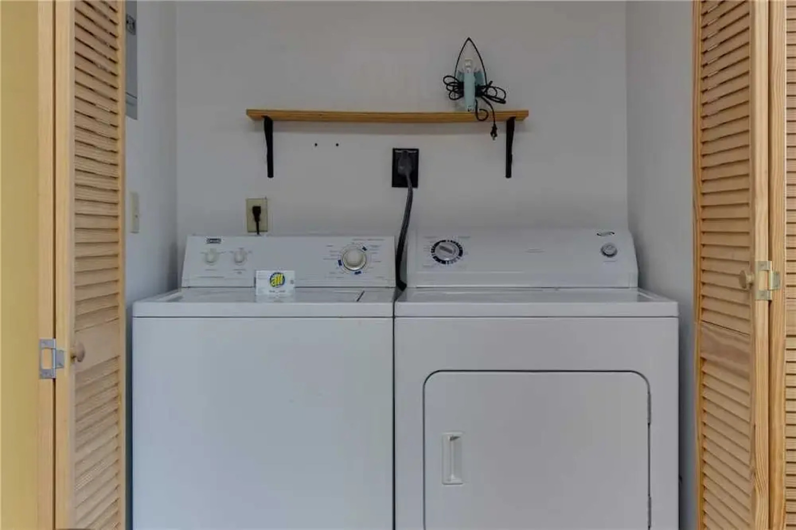 Smoky Mountain Dreams - Three Bedroom Cabin