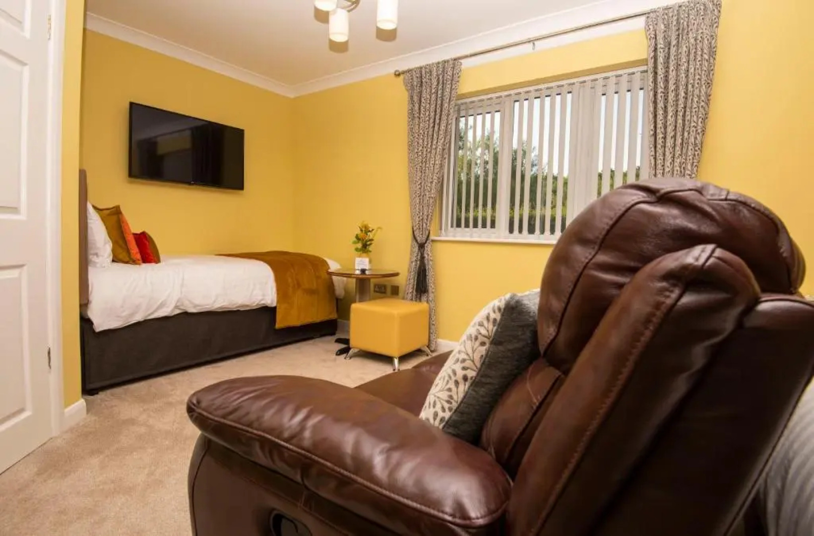 Bridleways Guest House & Holiday Homes